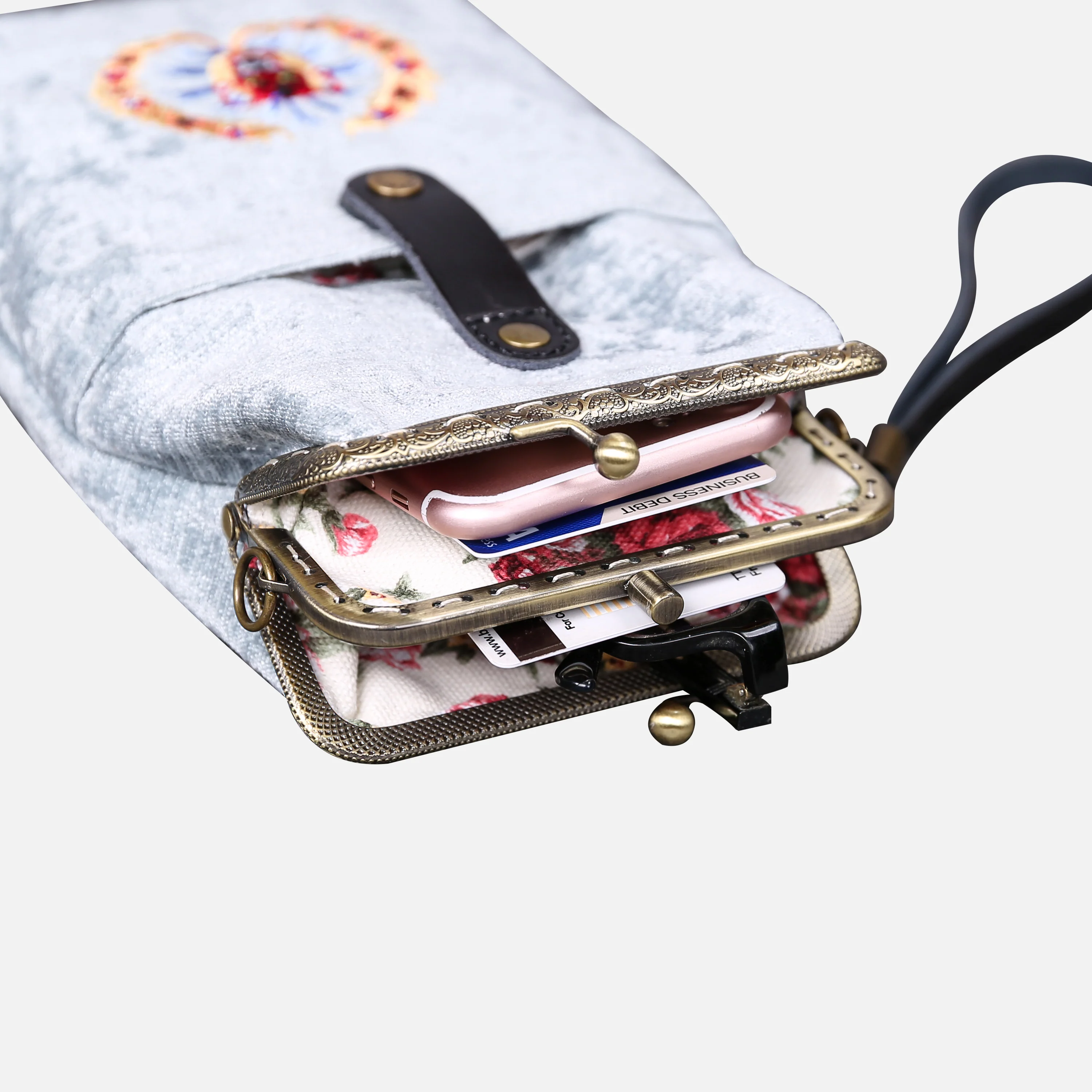 AHS the Devils Mouth Carpet Phone Case - Image 8