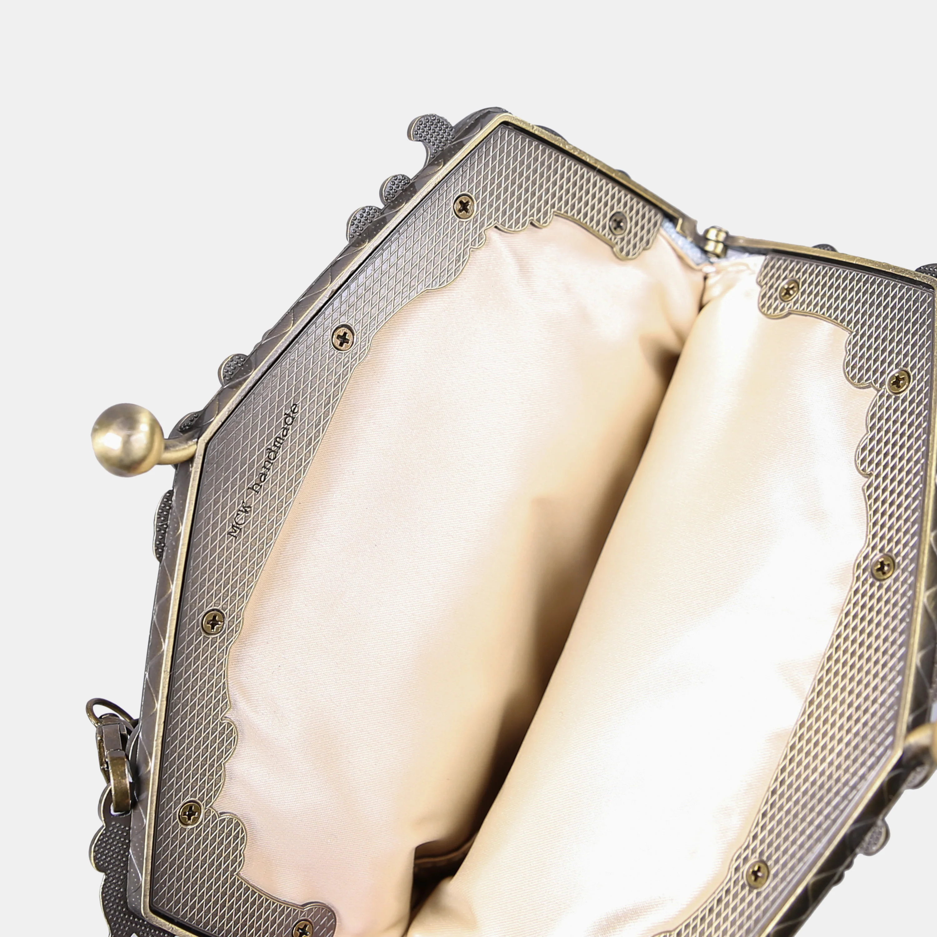 AHS the Devils Mouth Chatelaine Purse Large - Image 5