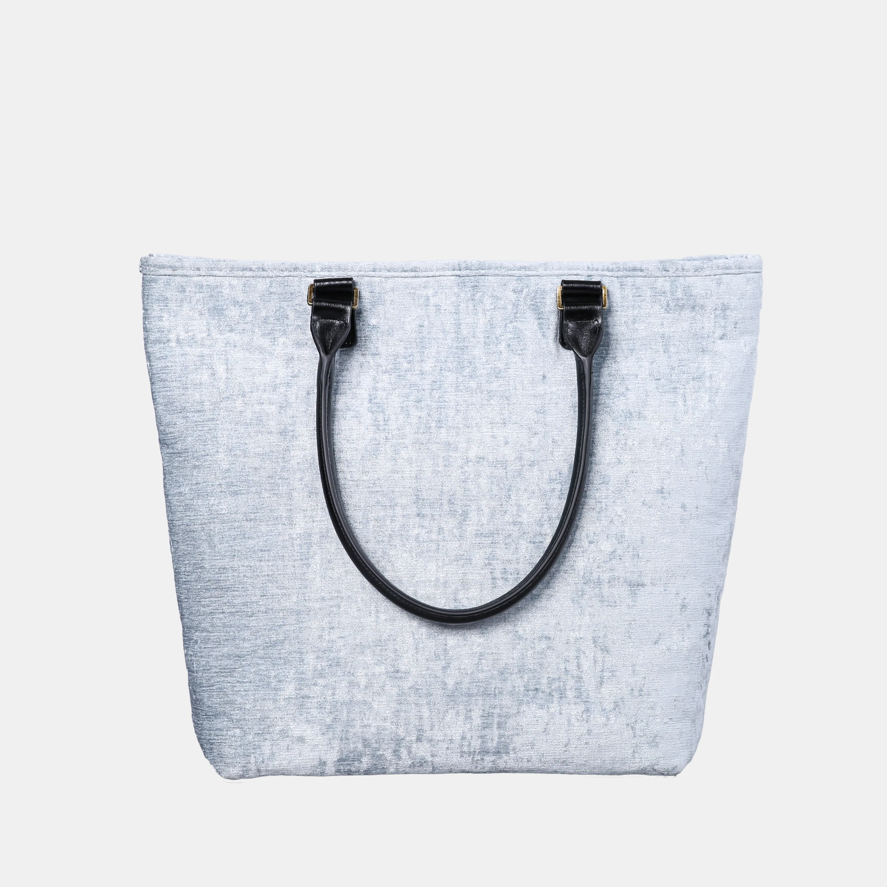 AHS the Devils Mouth Carpet Tote Shopper - Image 4