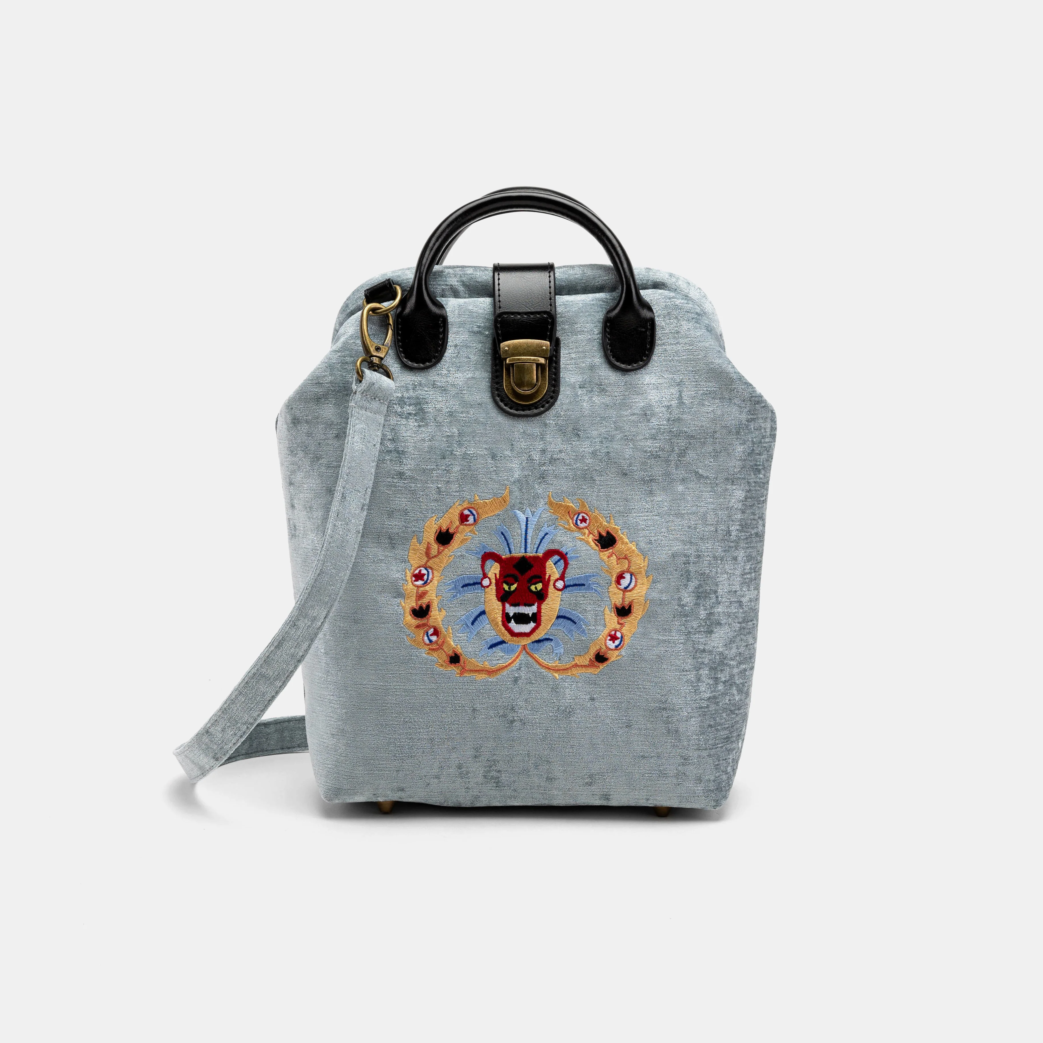 AHS the Devils Mouth Everyday Backpack - Image 3