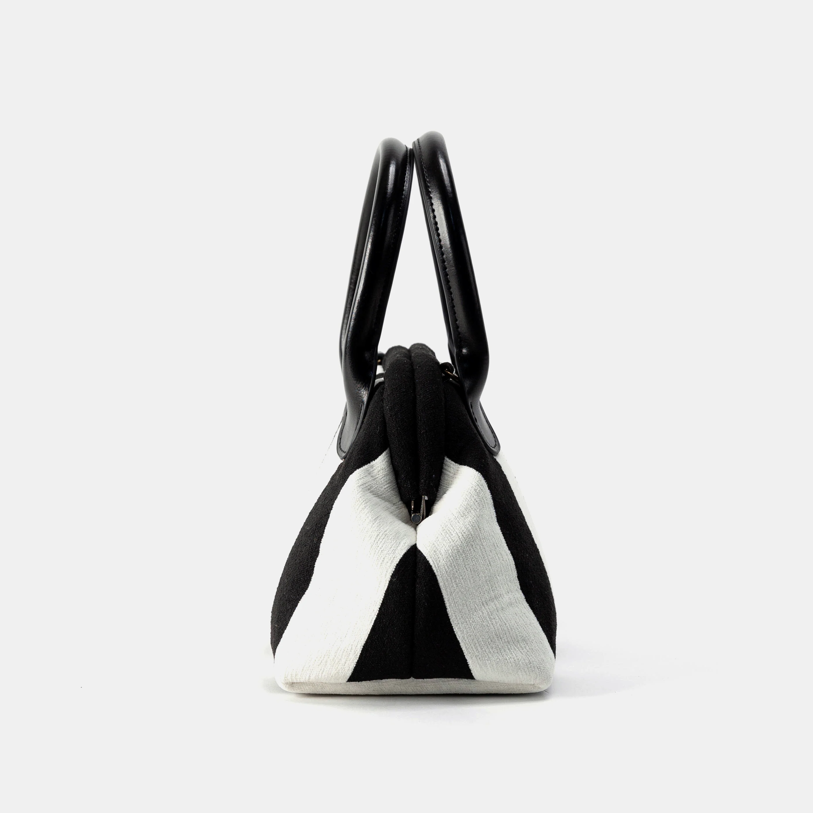 Black & White Beetlejuice Carpet Satchel - Image 3