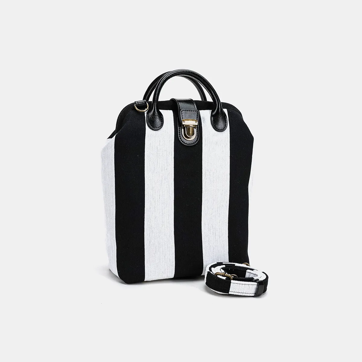 Black & White Beetlejuice  Everyday Backpack