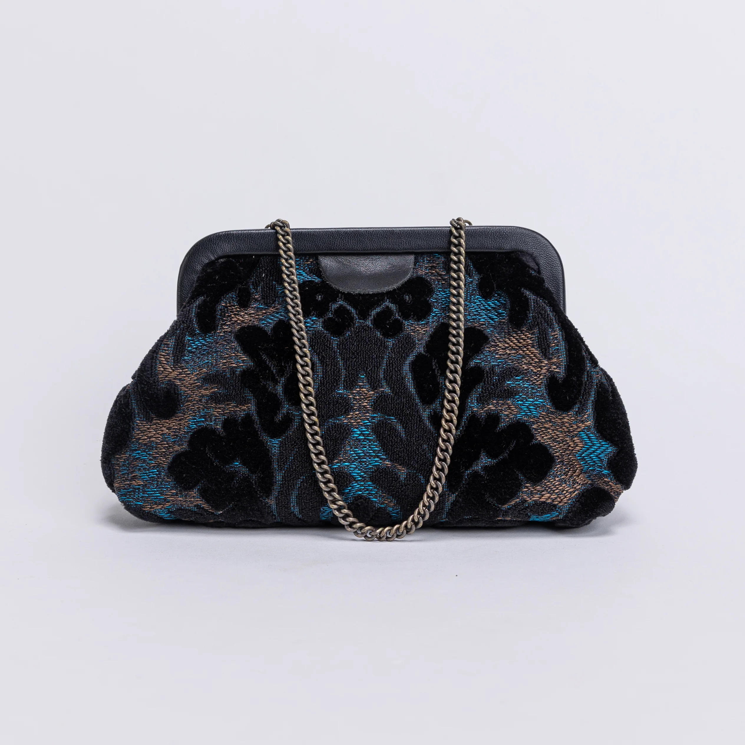 Burnout Velvet Black Alma Clutch - Image 4