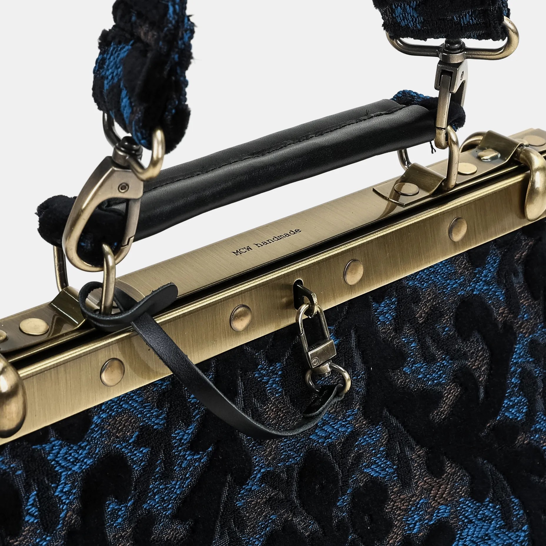 Burnout Velvet Black Cecile Carpet Purse Gladstone Bag - Image 6