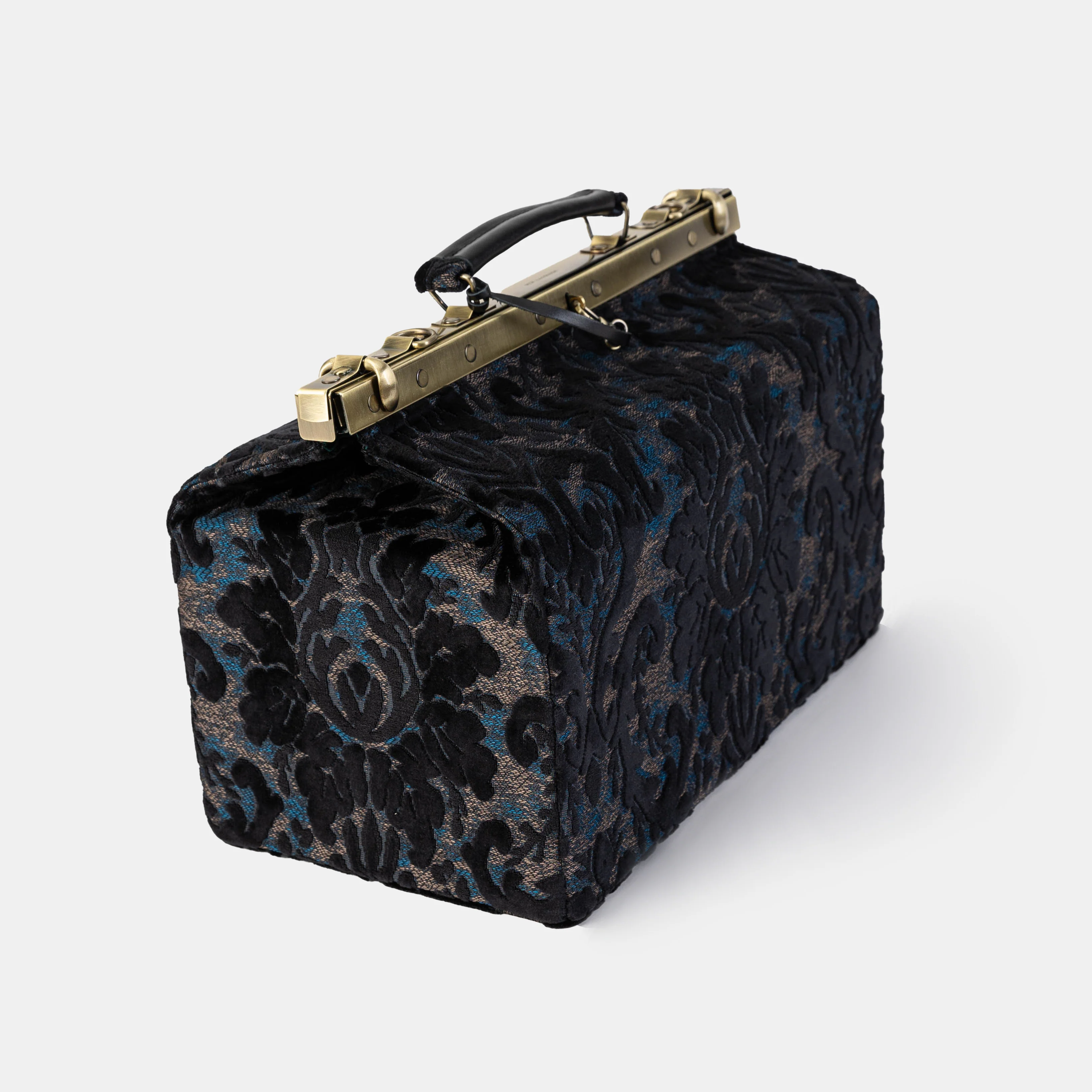 Burnout Velvet Black Genevieve Carpet Gladstone Bag - Image 4