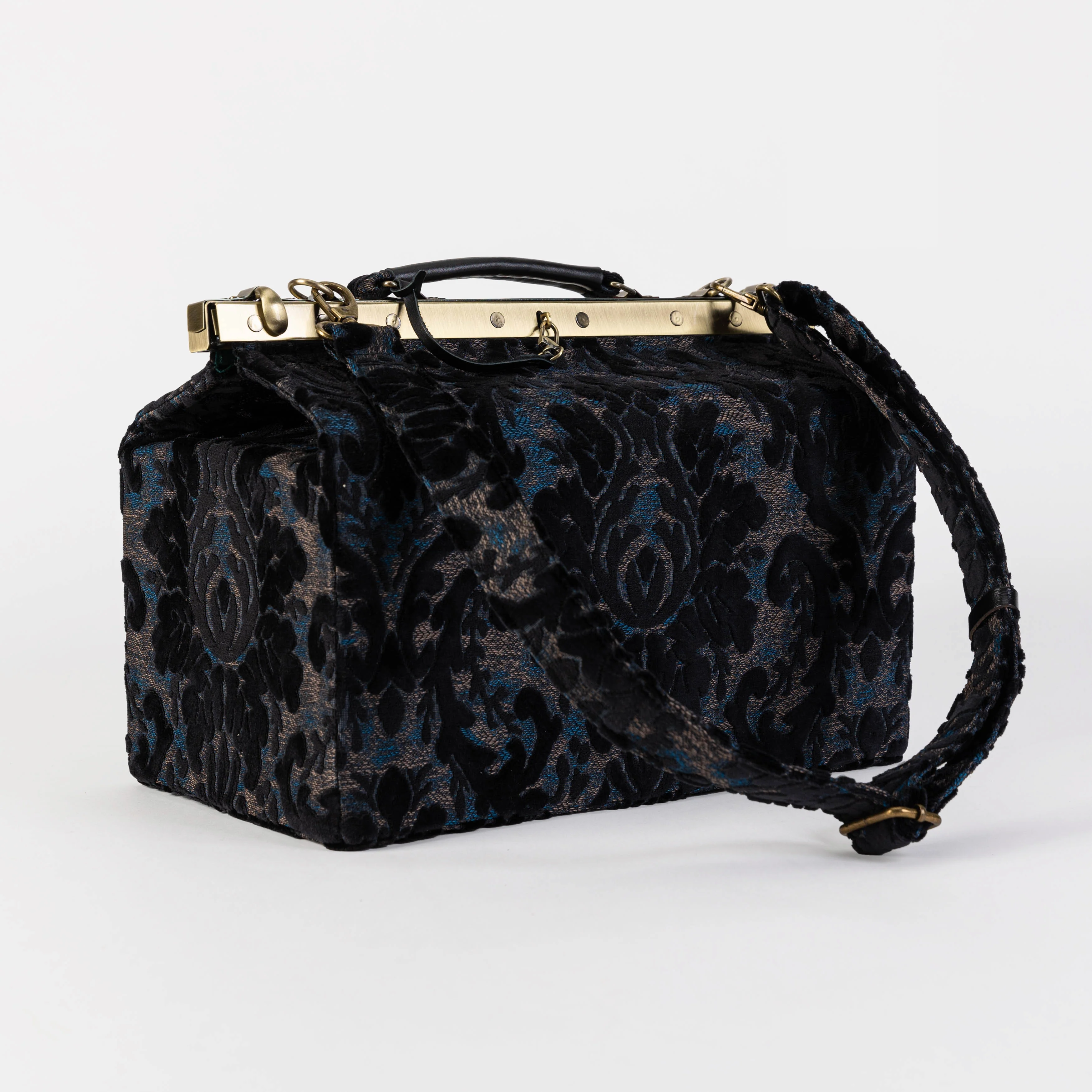 Burnout Velvet Black Genevieve Carpet Gladstone Bag - Image 9