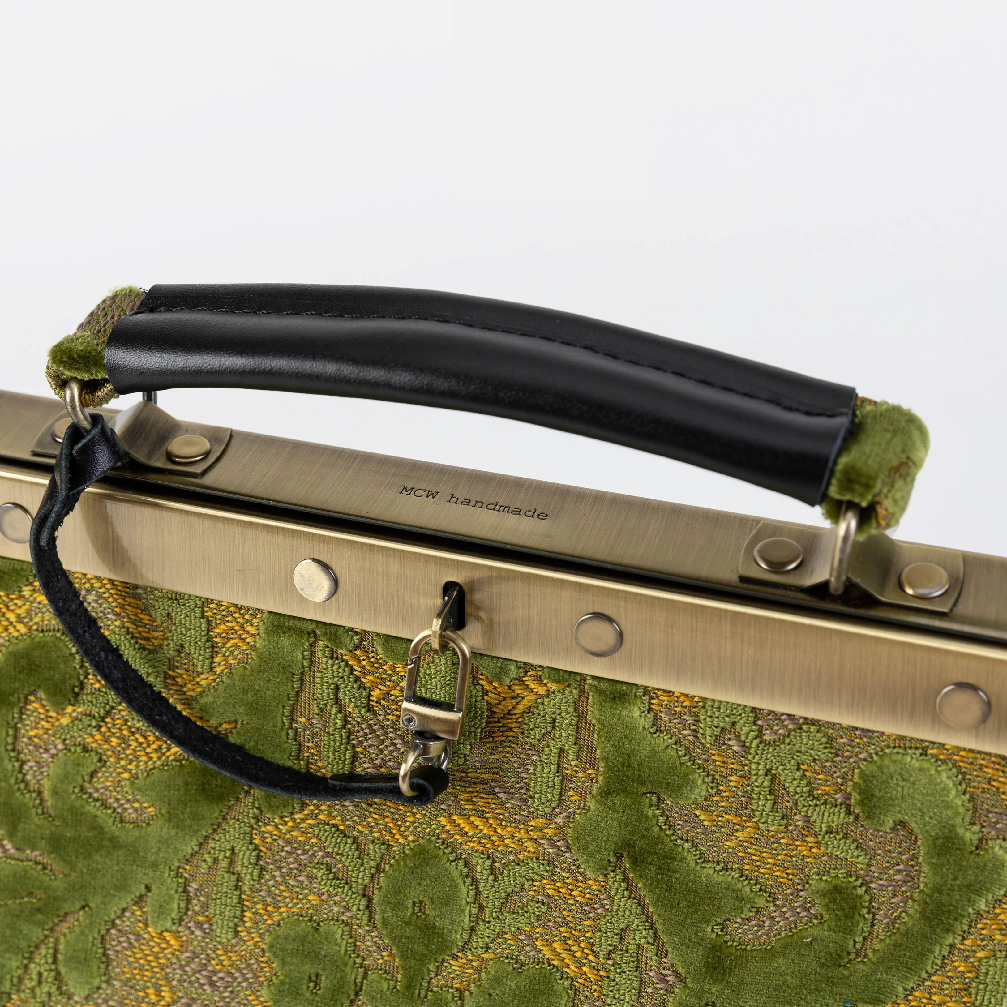 Burnout Velvet Fern Green Celine Carpet Gladstone Bag - Image 4