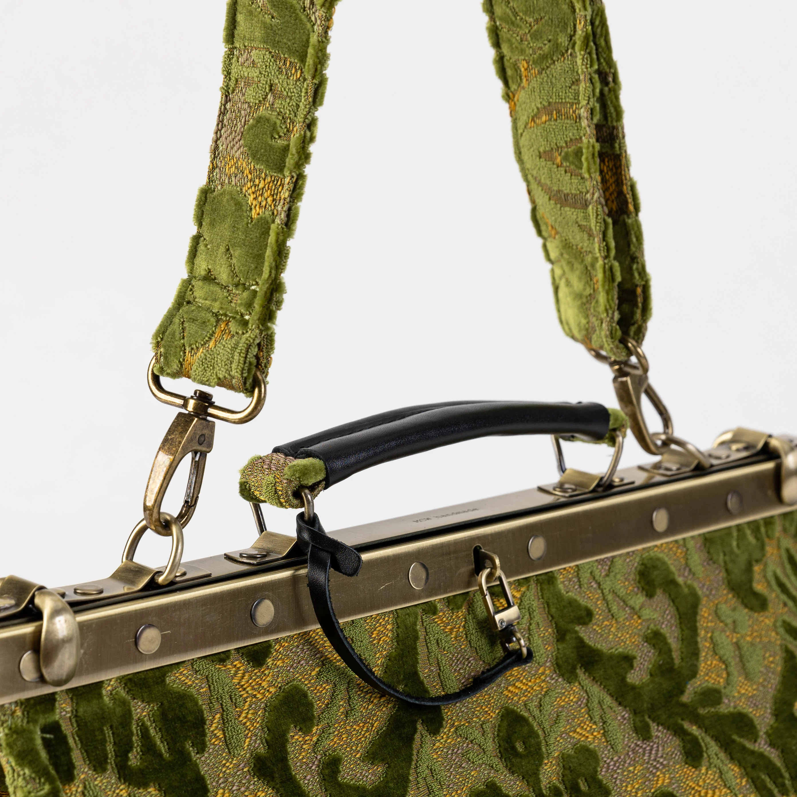 Burnout Velvet Fern Green Celine Carpet Gladstone Bag - Image 5