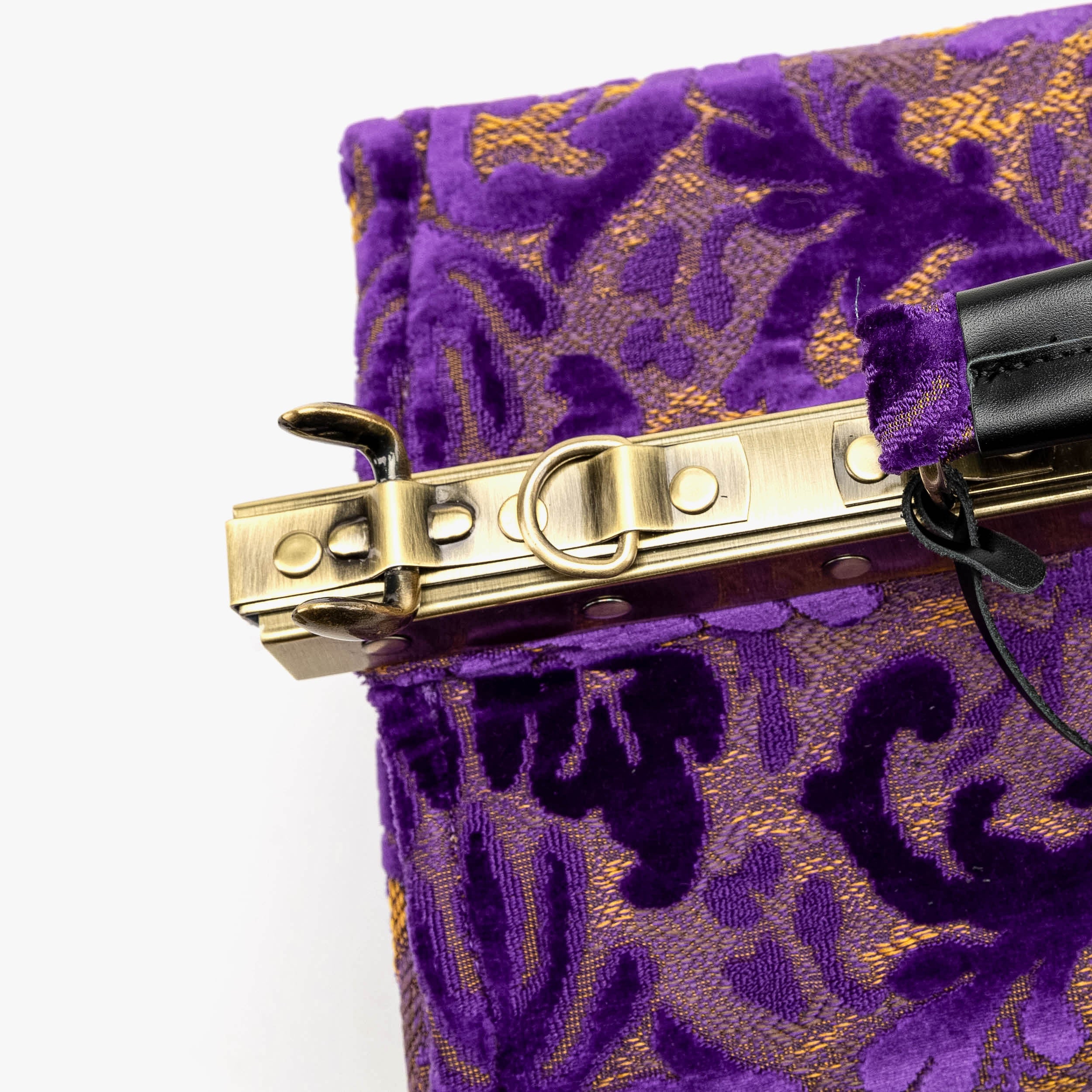 Burnout Velvet Purple Genevieve Carpet Gladstone Bag - Image 6