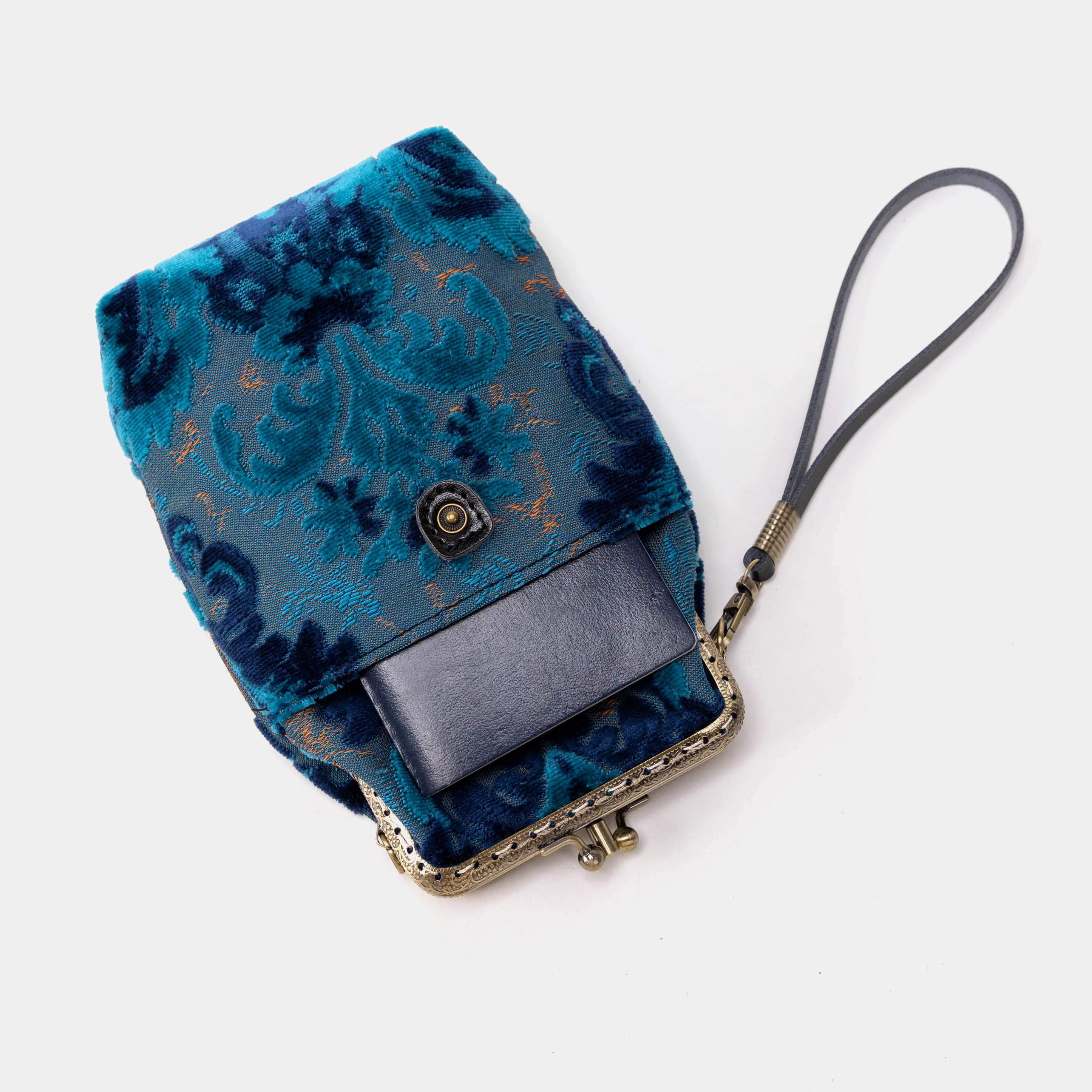 Burnout Velvet Revival Aqua Carpet Phone Case - Image 4