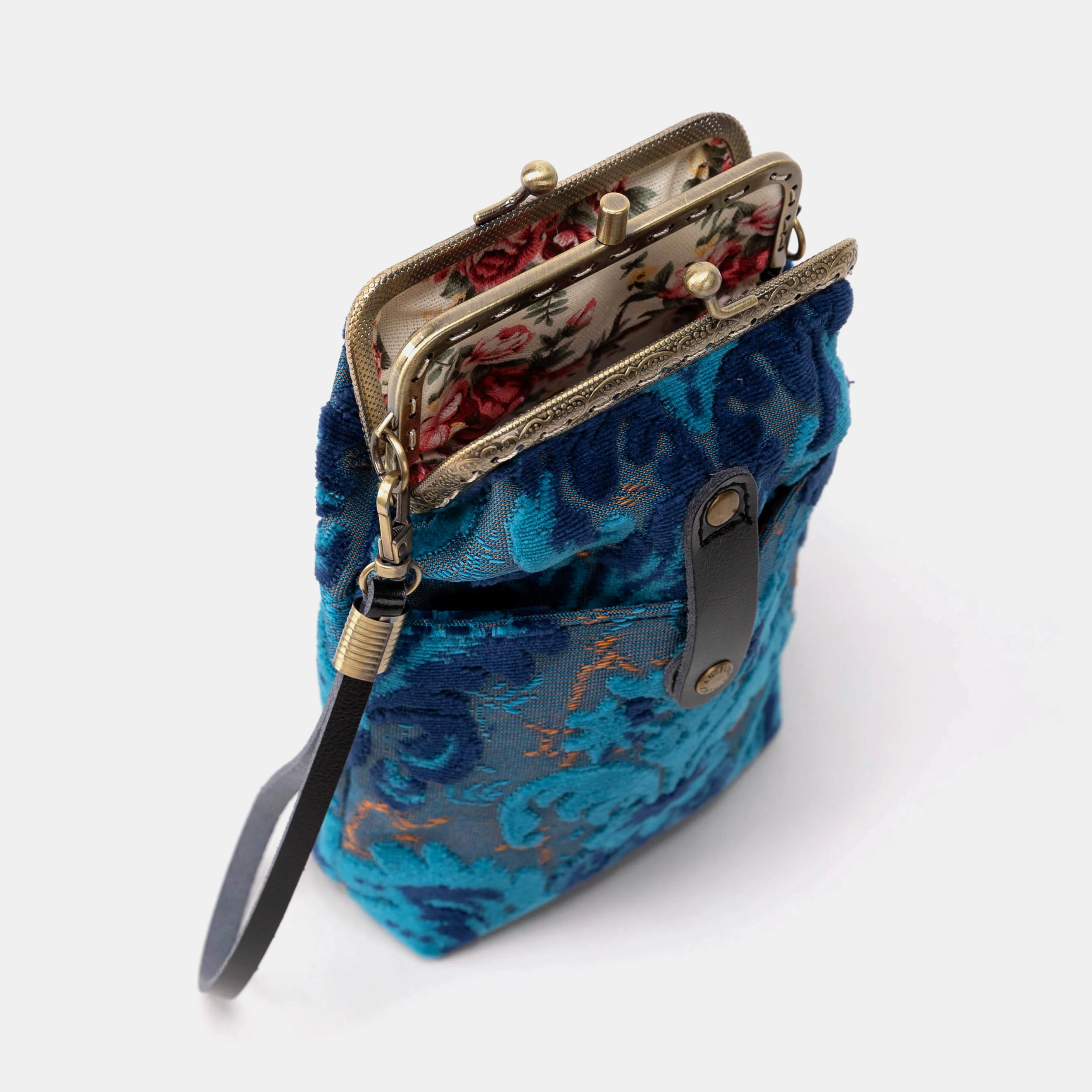 Burnout Velvet Revival Aqua Carpet Phone Case - Image 5