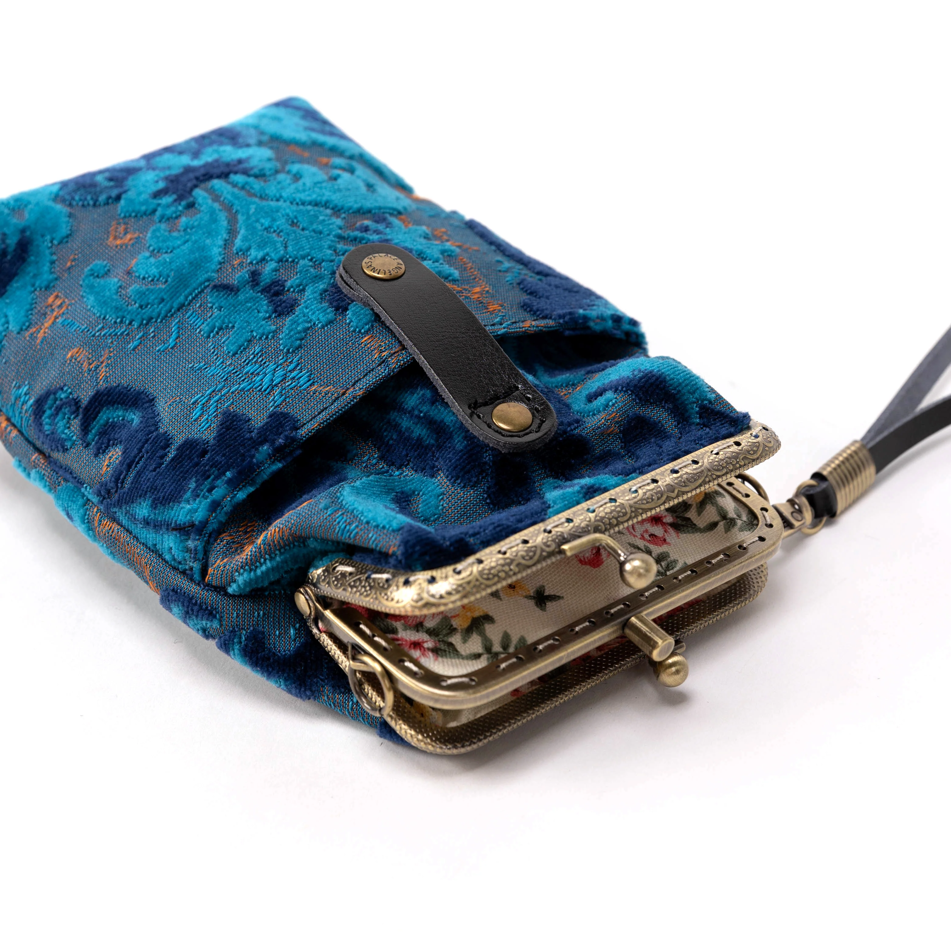 Burnout Velvet Revival Aqua Carpet Phone Case - Image 7