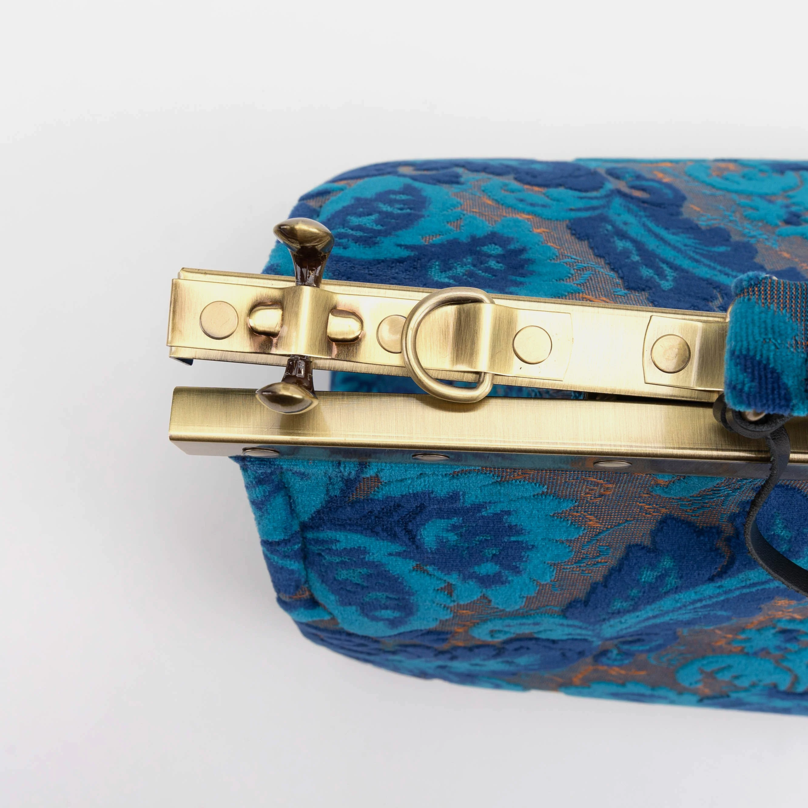Burnout Velvet Revival Aqua Celine Carpet Gladstone Bag - Image 7