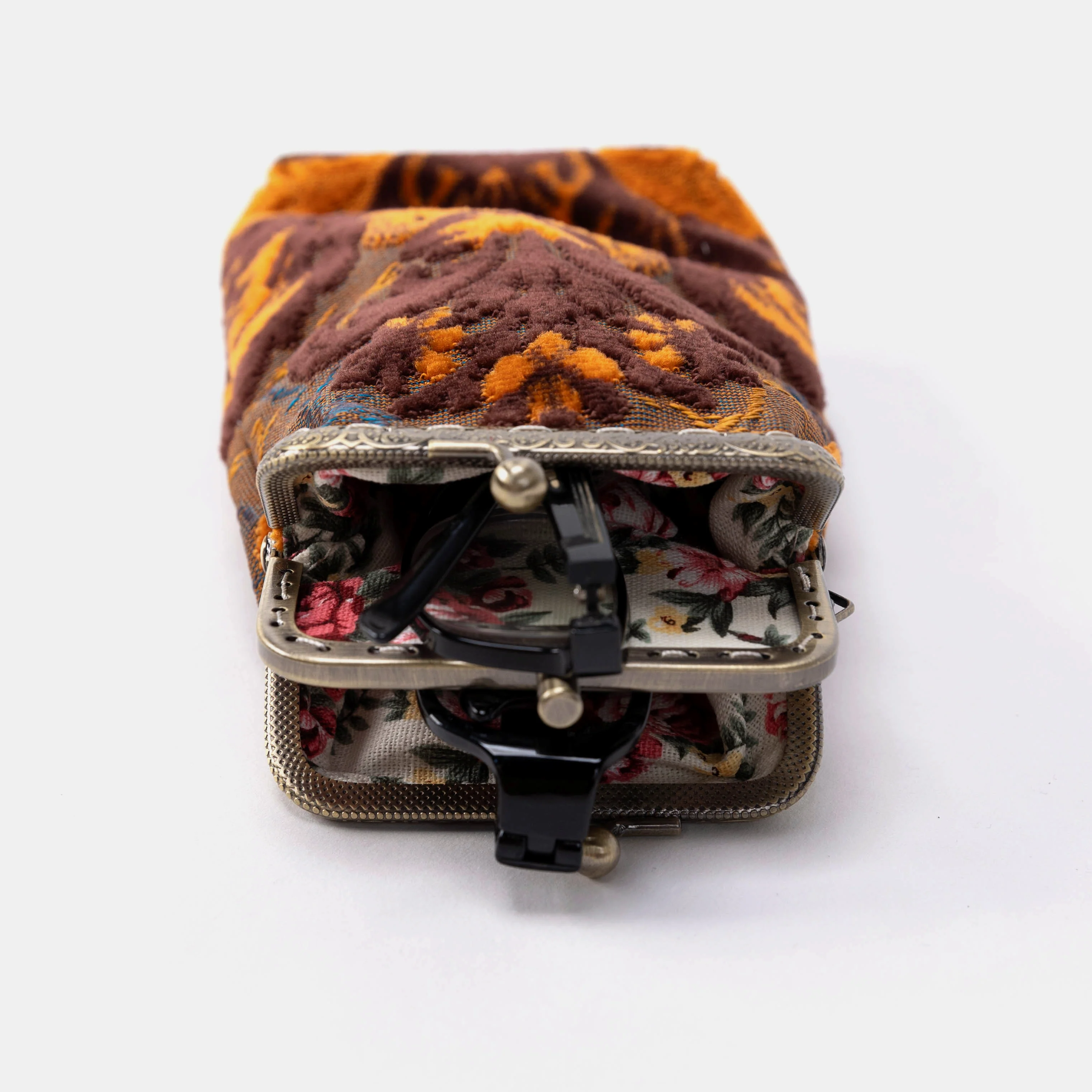 Burnout Velvet Revival Sienna Carpet Eyeglasses Case - Image 6