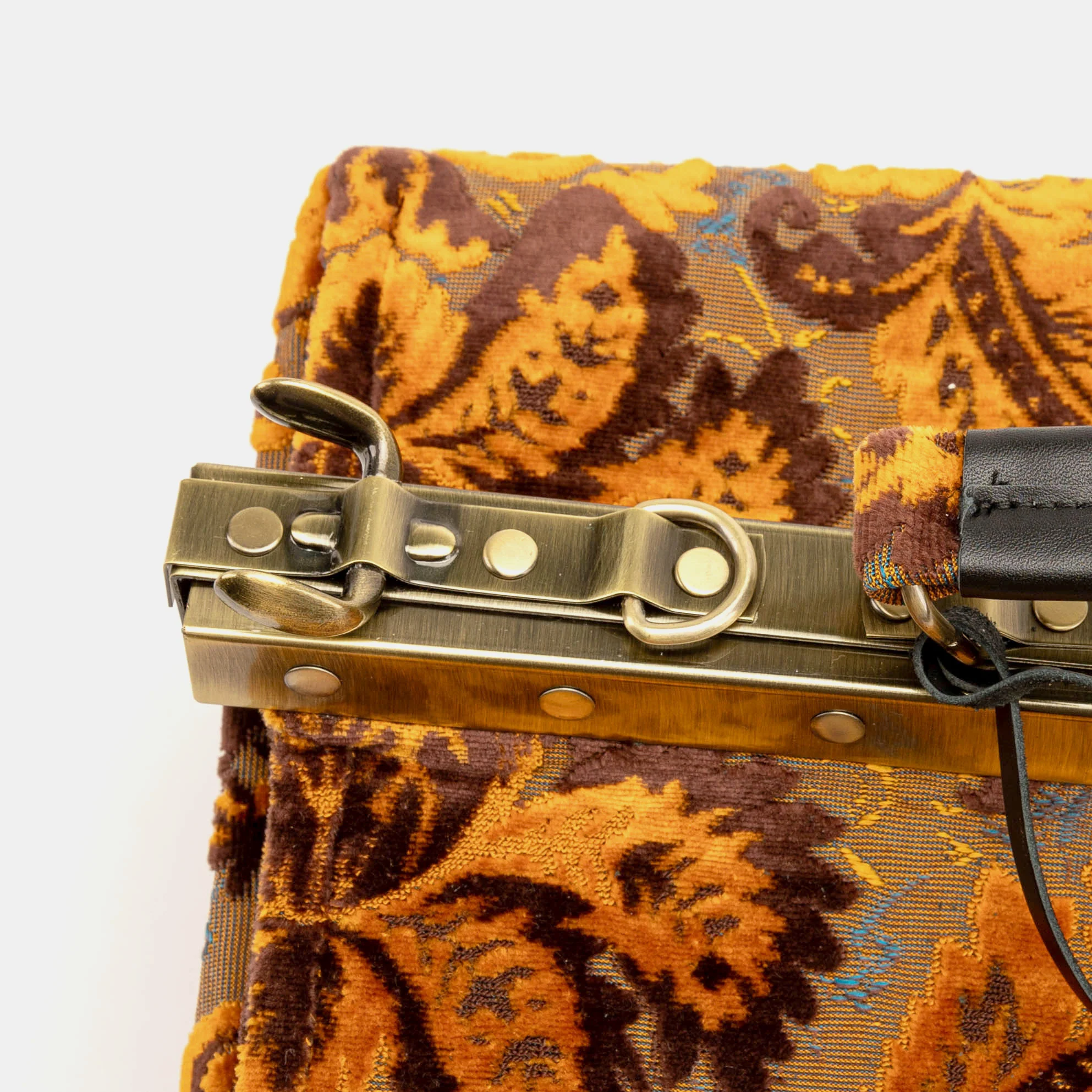 Burnout Velvet Revival Sienna Genevieve Carpet Gladstone Bag - Image 7