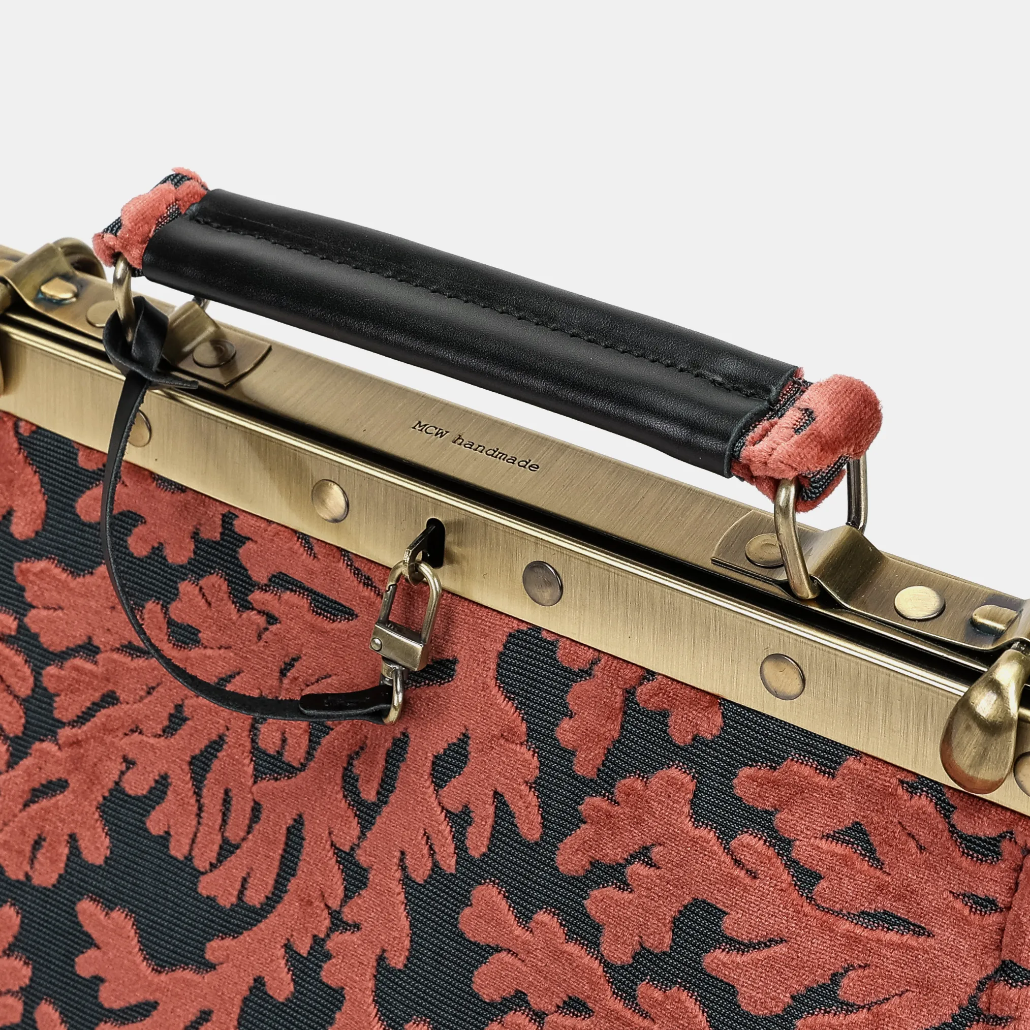 Burnout Velvet St Tropez Scuba Coral Cecile Carpet Purse Gladstone Bag - Image 6