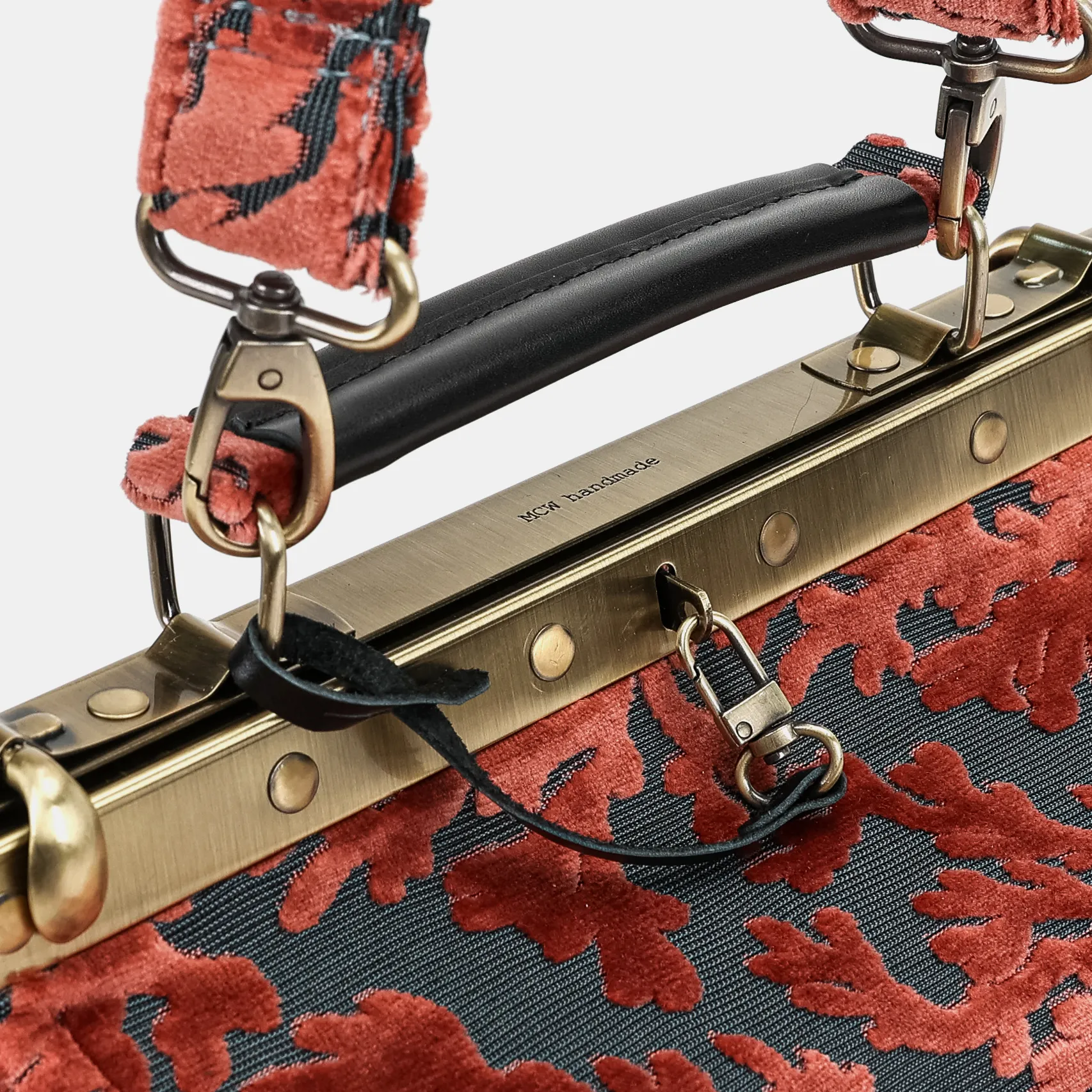 Burnout Velvet St Tropez Scuba Coral Vivienne Carpet Purse Gladstone Bag - Image 6