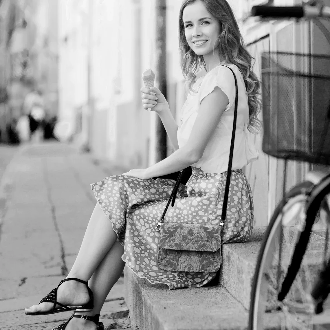 Burnout Velvet Steel Blue Flap Crossbody Bag - Image 2