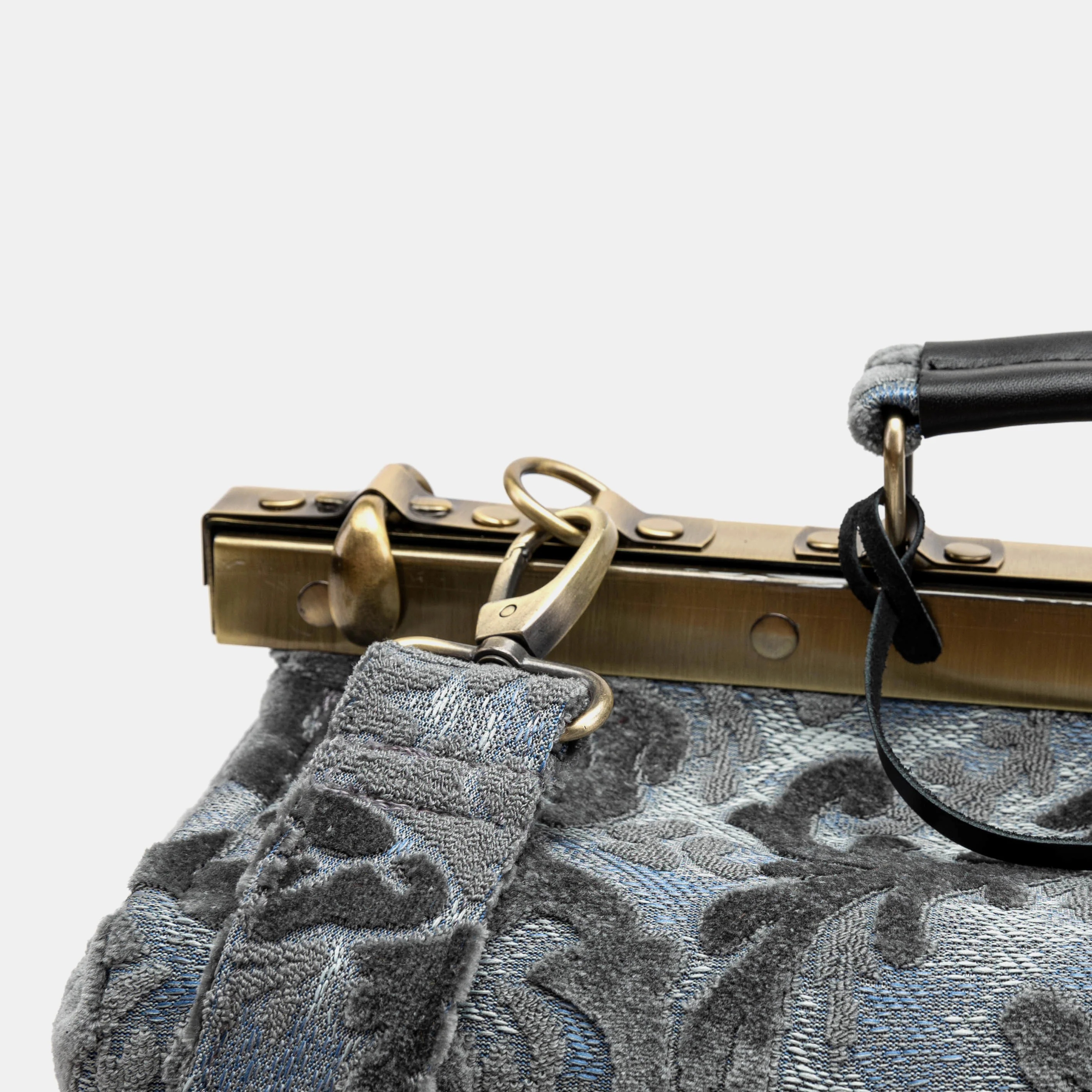 Burnout Velvet Steel Blue Genevieve Carpet Gladstone Bag - Image 6