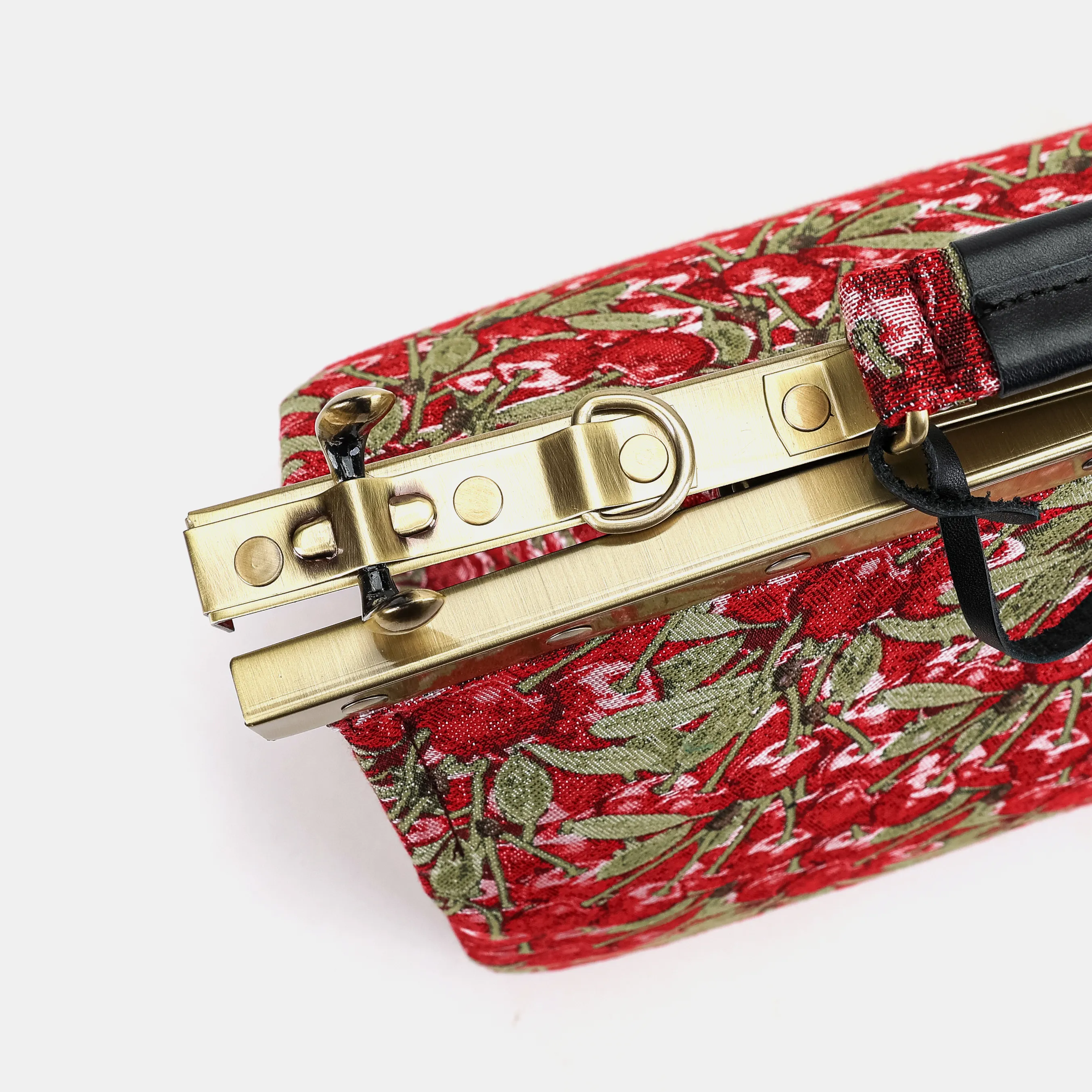 Cherry Cascade Celine Carpet Gladstone Bag - Image 7