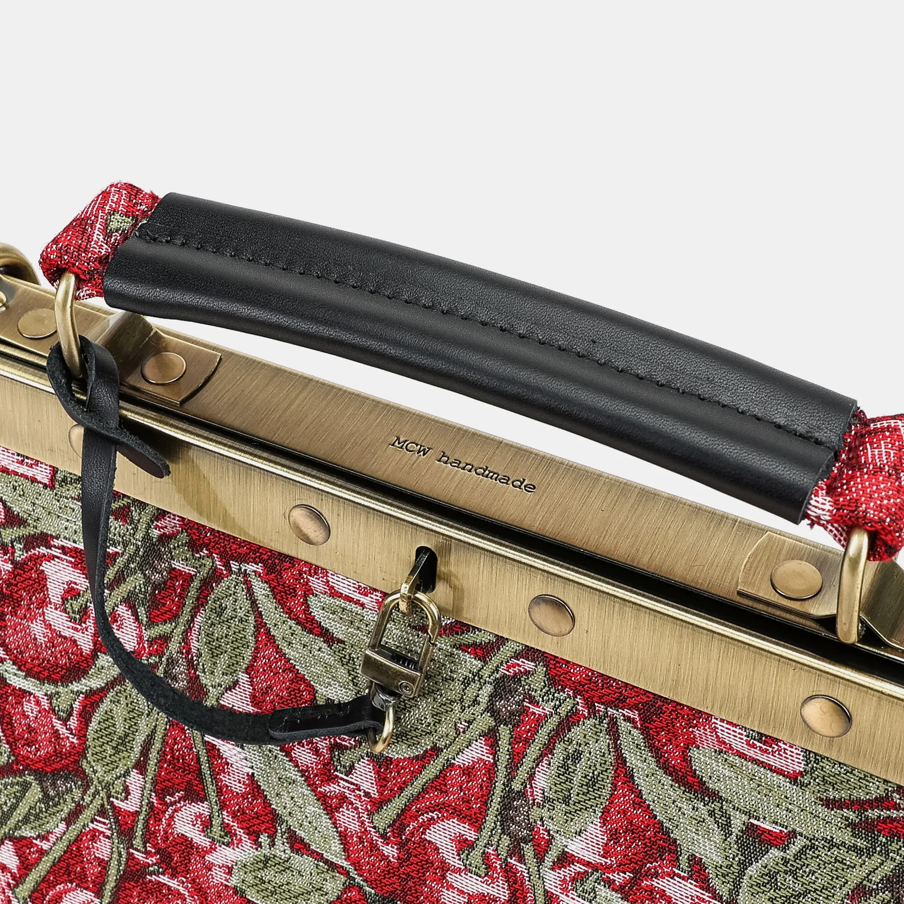Cherry Cascade Cecile Carpet Purse Gladstone Bag - Image 6