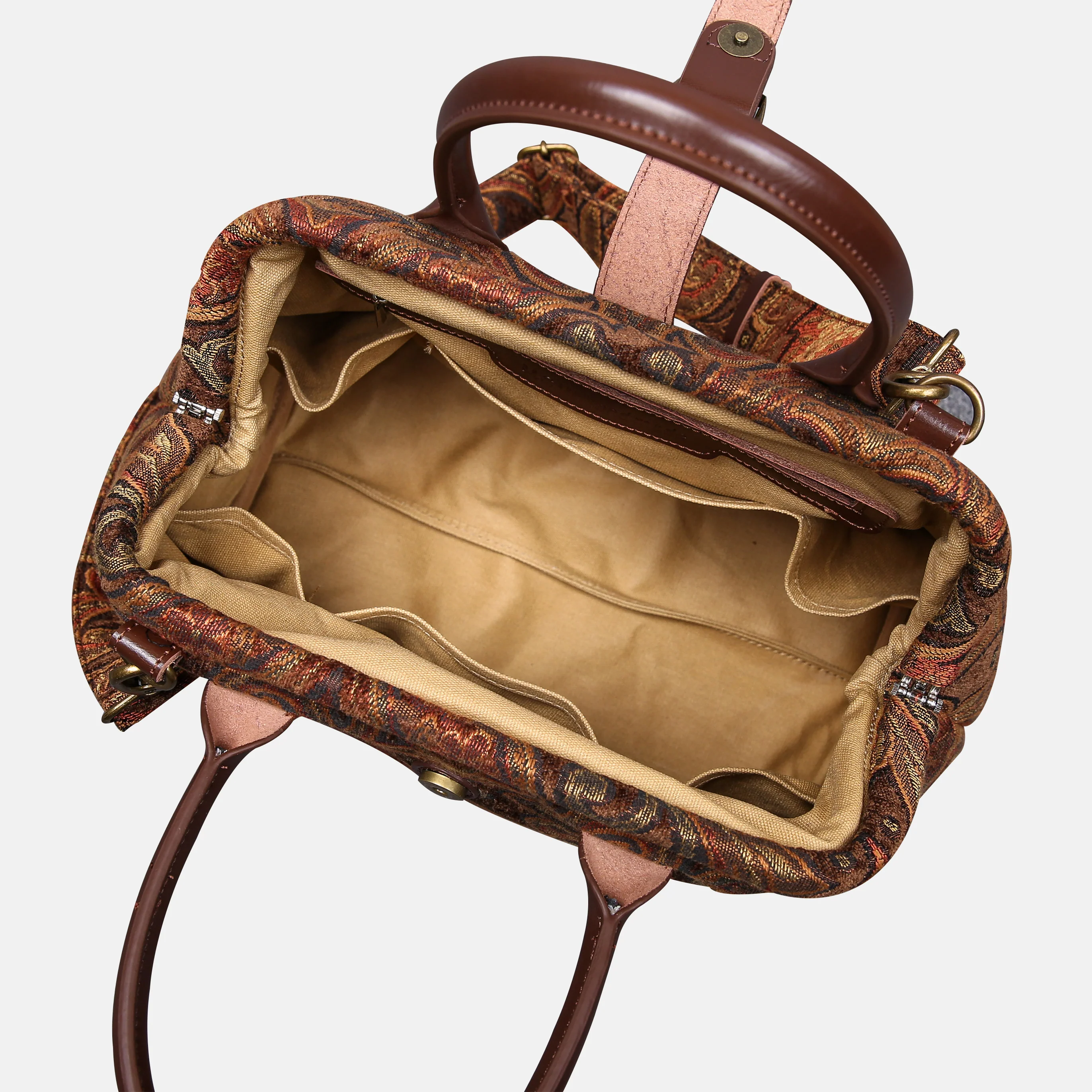 Damask D. Brown Carpet Handbag Purse - Image 5