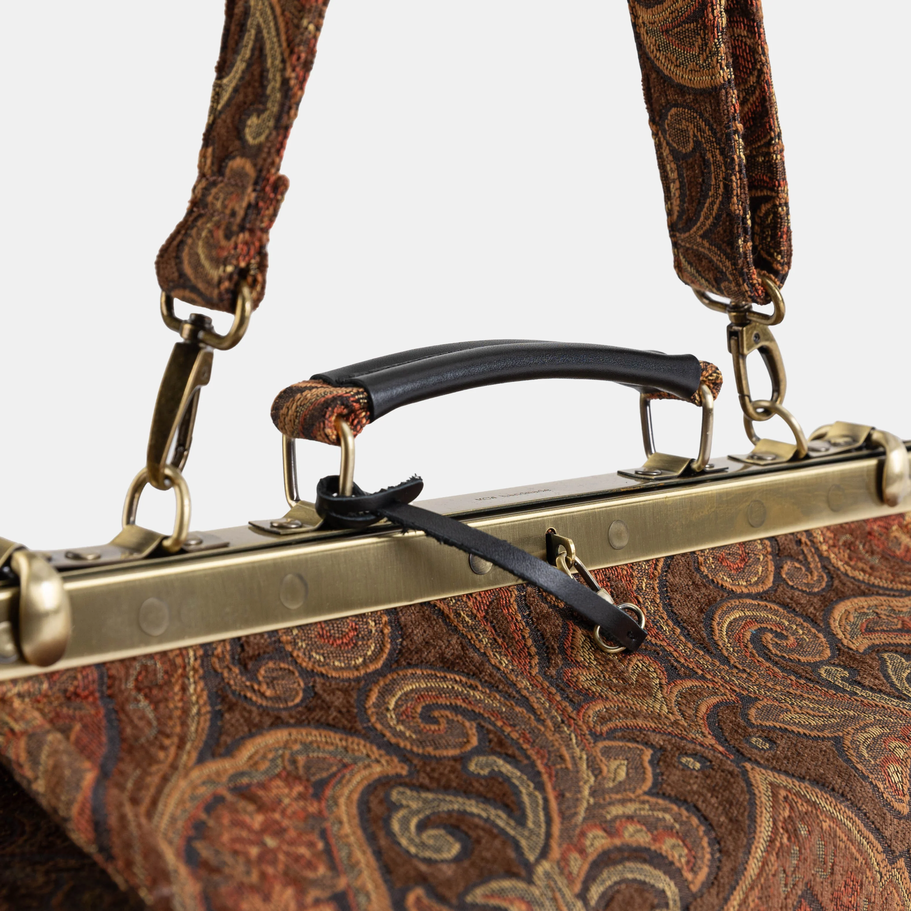 Damask D. Brown Genevieve Carpet Gladstone Bag - Image 5