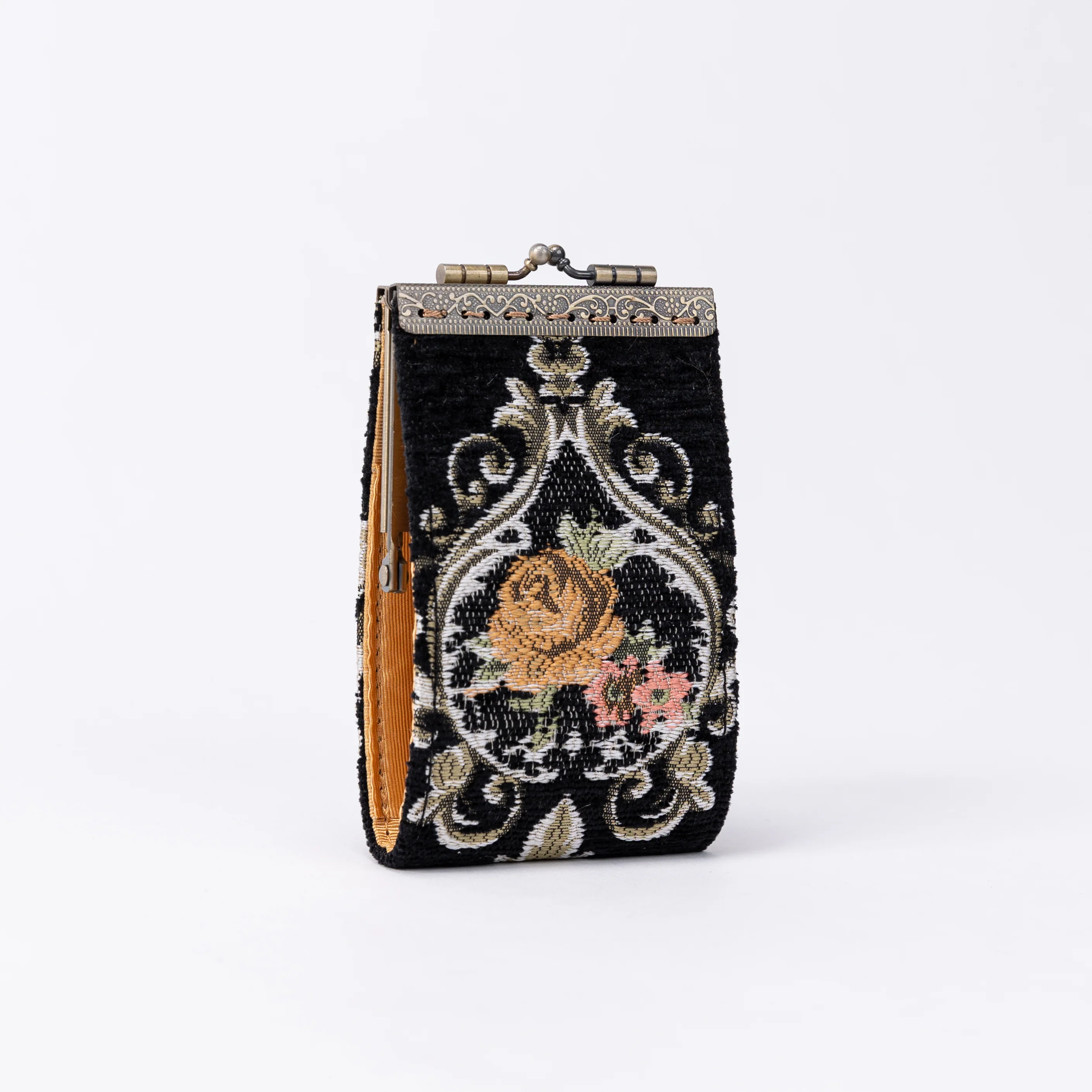 Eternal Elegance Black Card Wallet - Image 3