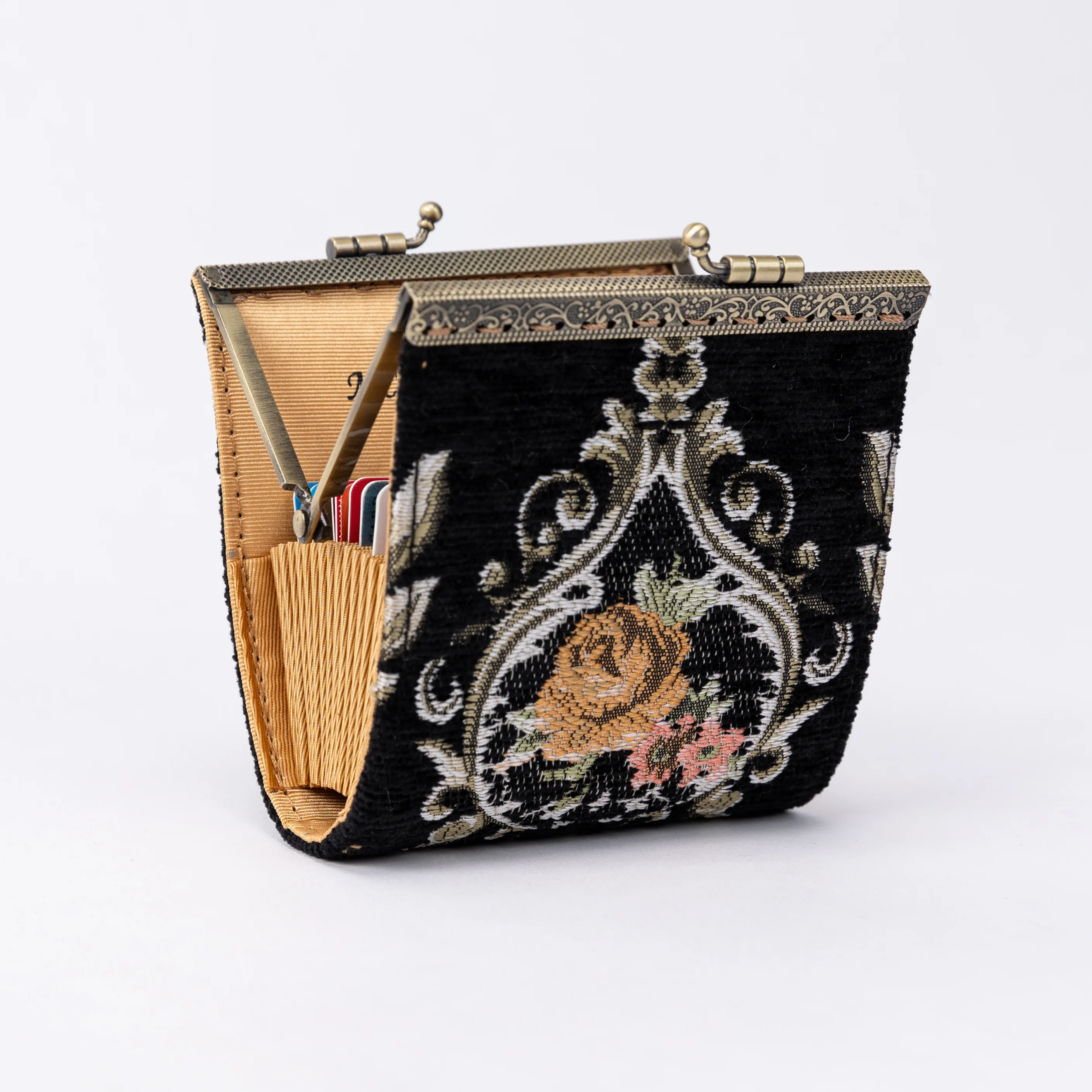 Eternal Elegance Black Card Wallet - Image 6