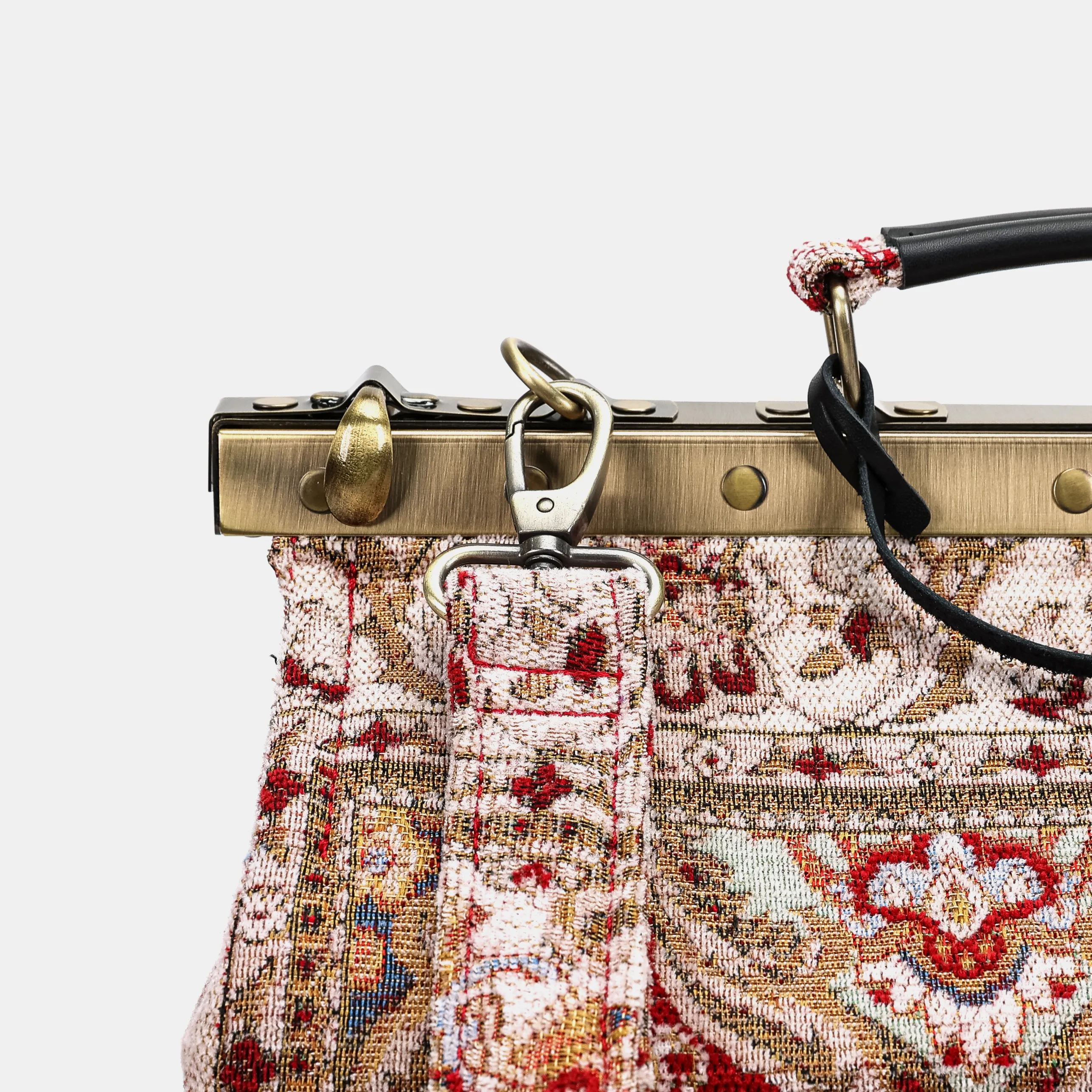 Golden Age Red Genevieve Carpet Gladstone Bag - Image 7
