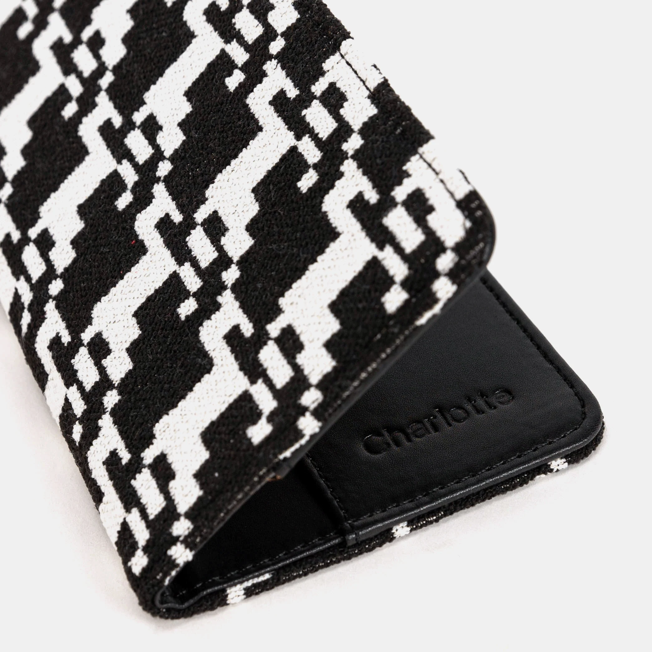 Houndstooth Checkbook Cover - Image 4