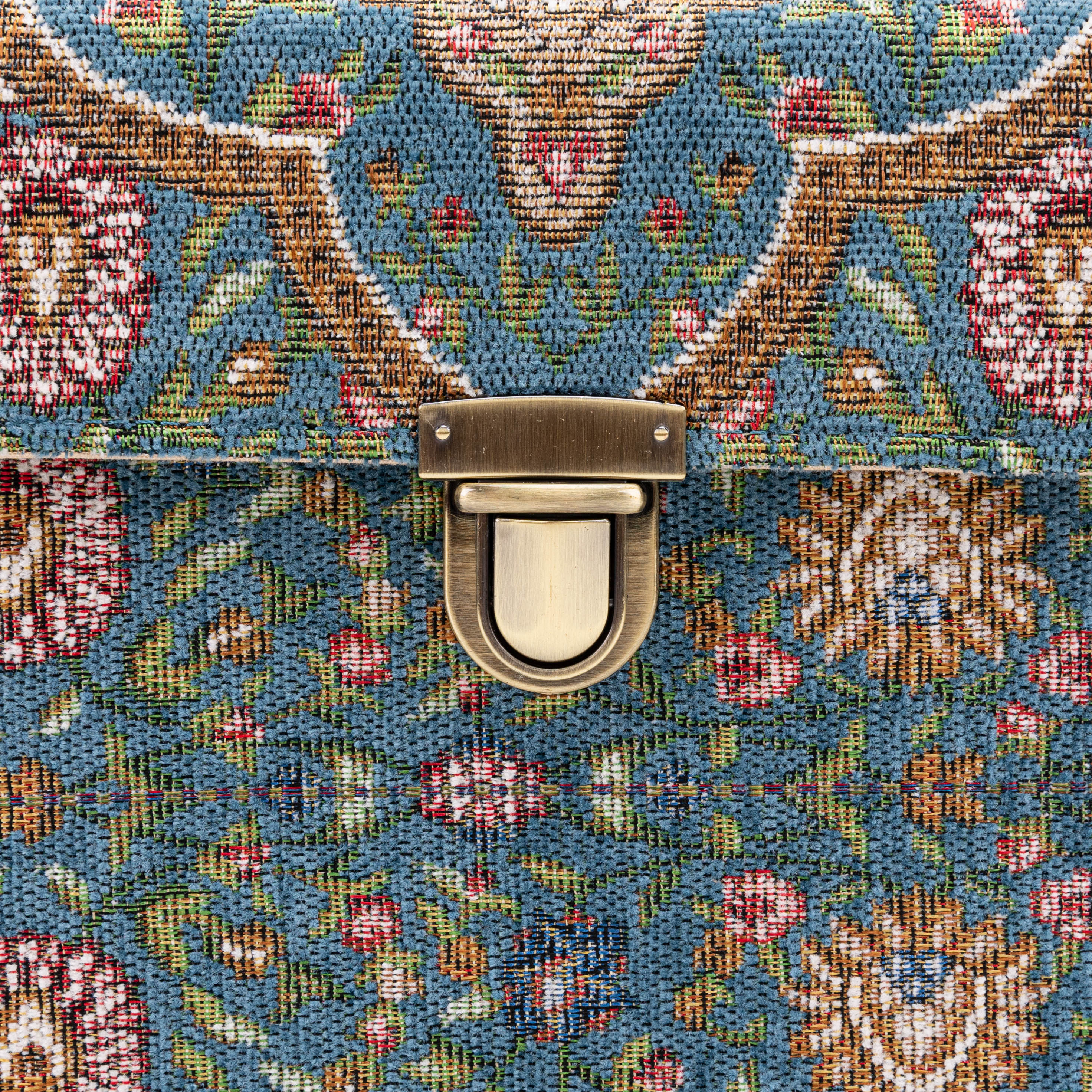 Oriental Blue Josephine Large Train Case - Image 9