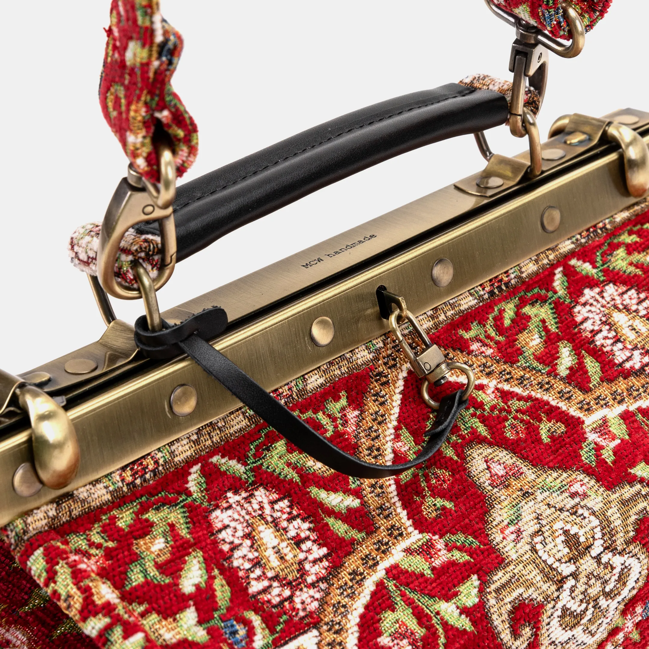 Oriental Red Vivienne Carpet Purse Gladstone Bag - Image 6