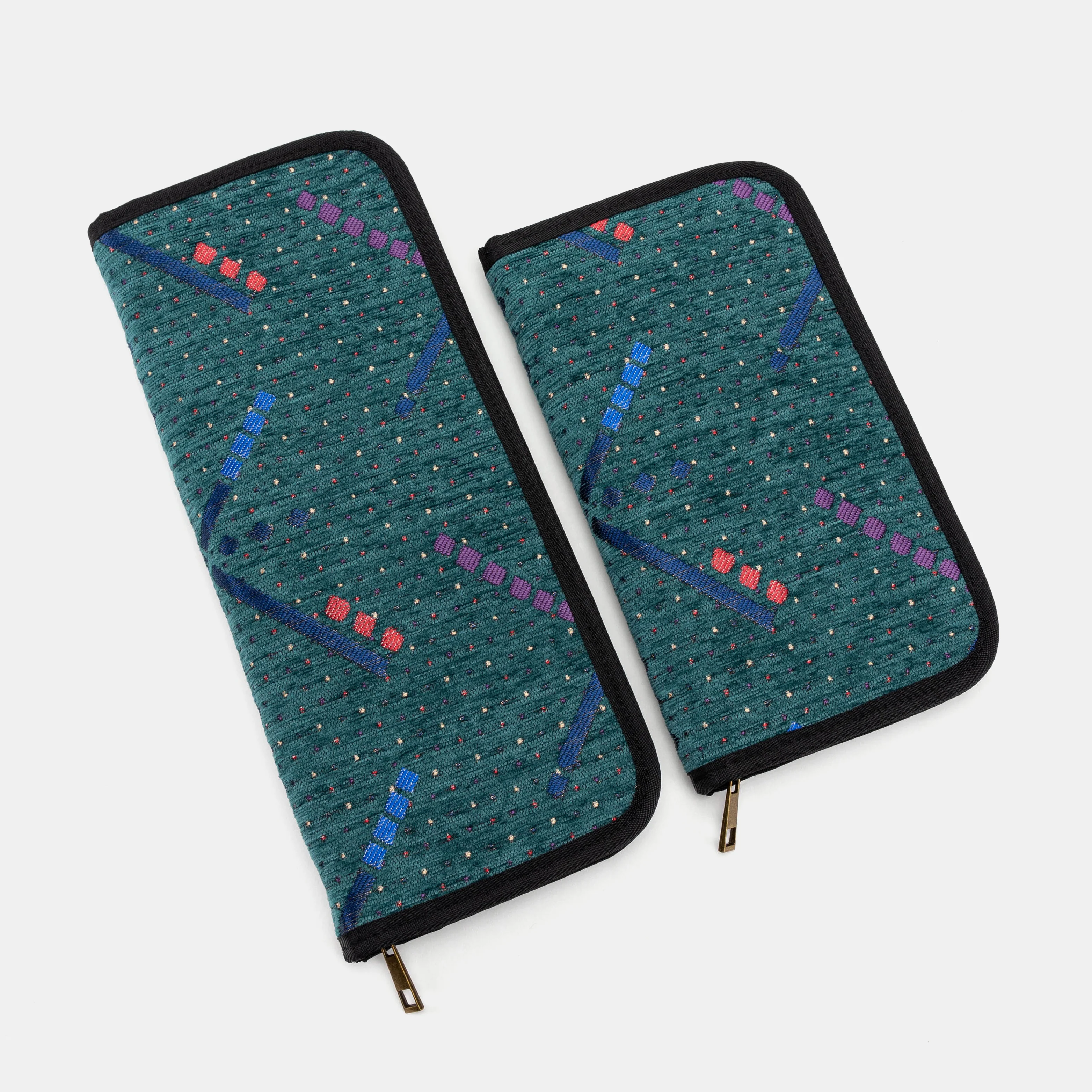 PDX Portland Airport Carpet Needle Case
