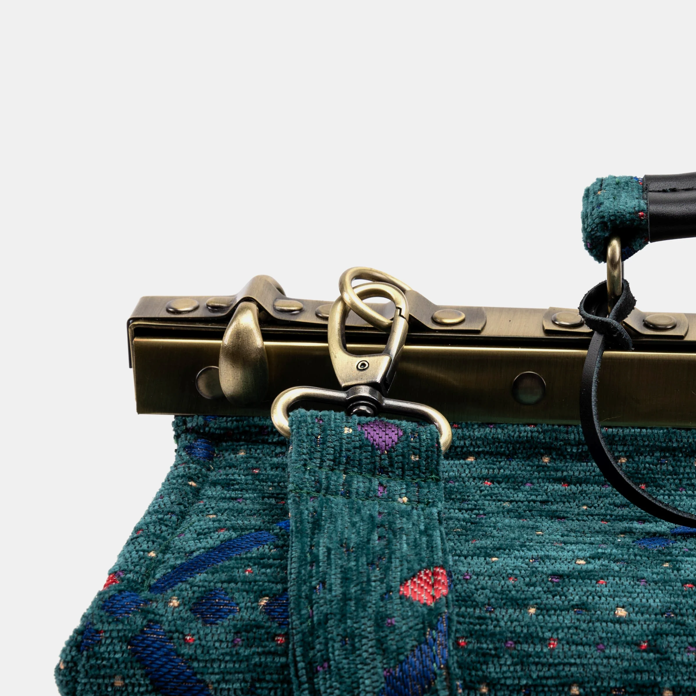 PDX Portland Airport Genevieve Carpet Gladstone Bag - Image 6