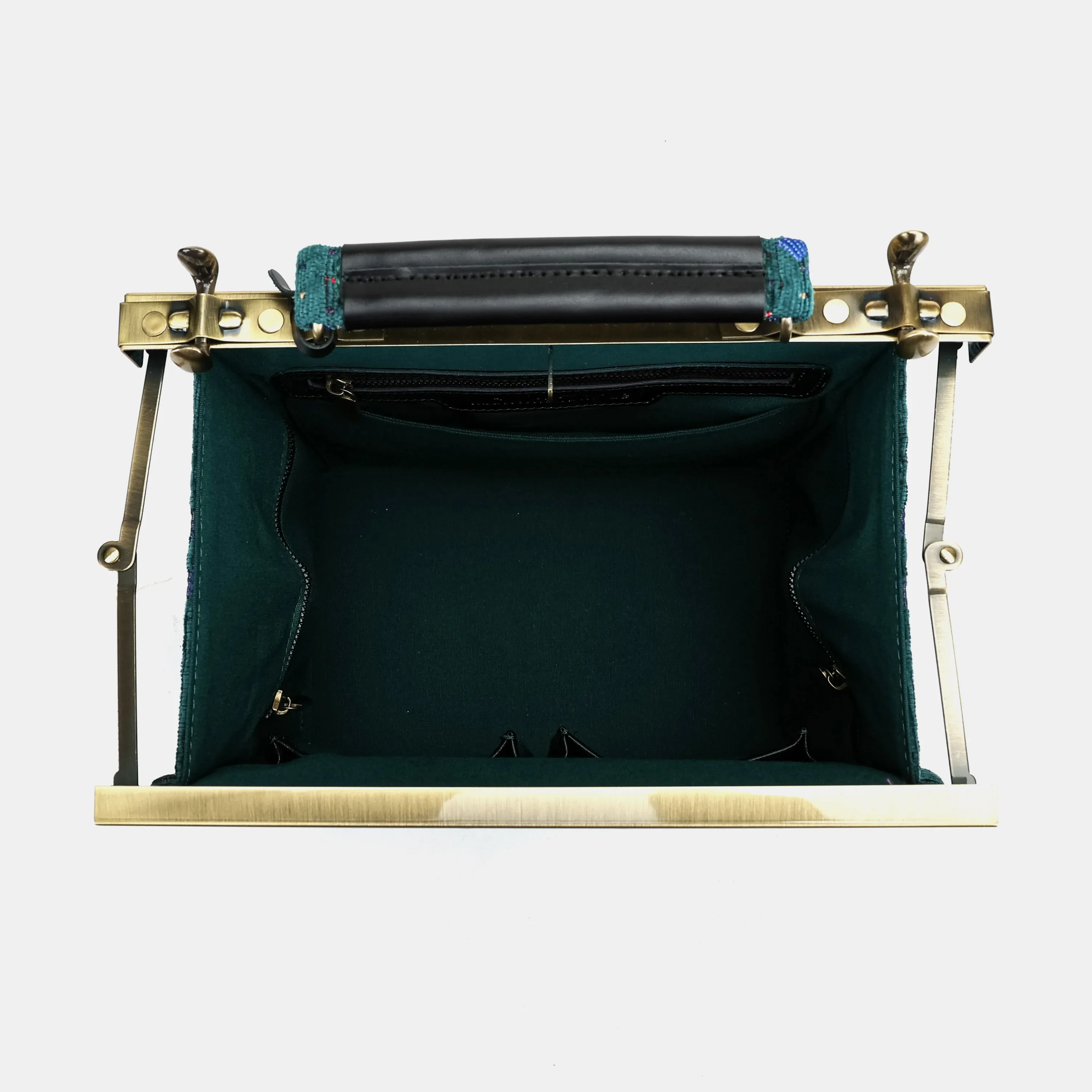 PDX Portland Airport Vivienne Carpet Purse Gladstone Bag - Image 8