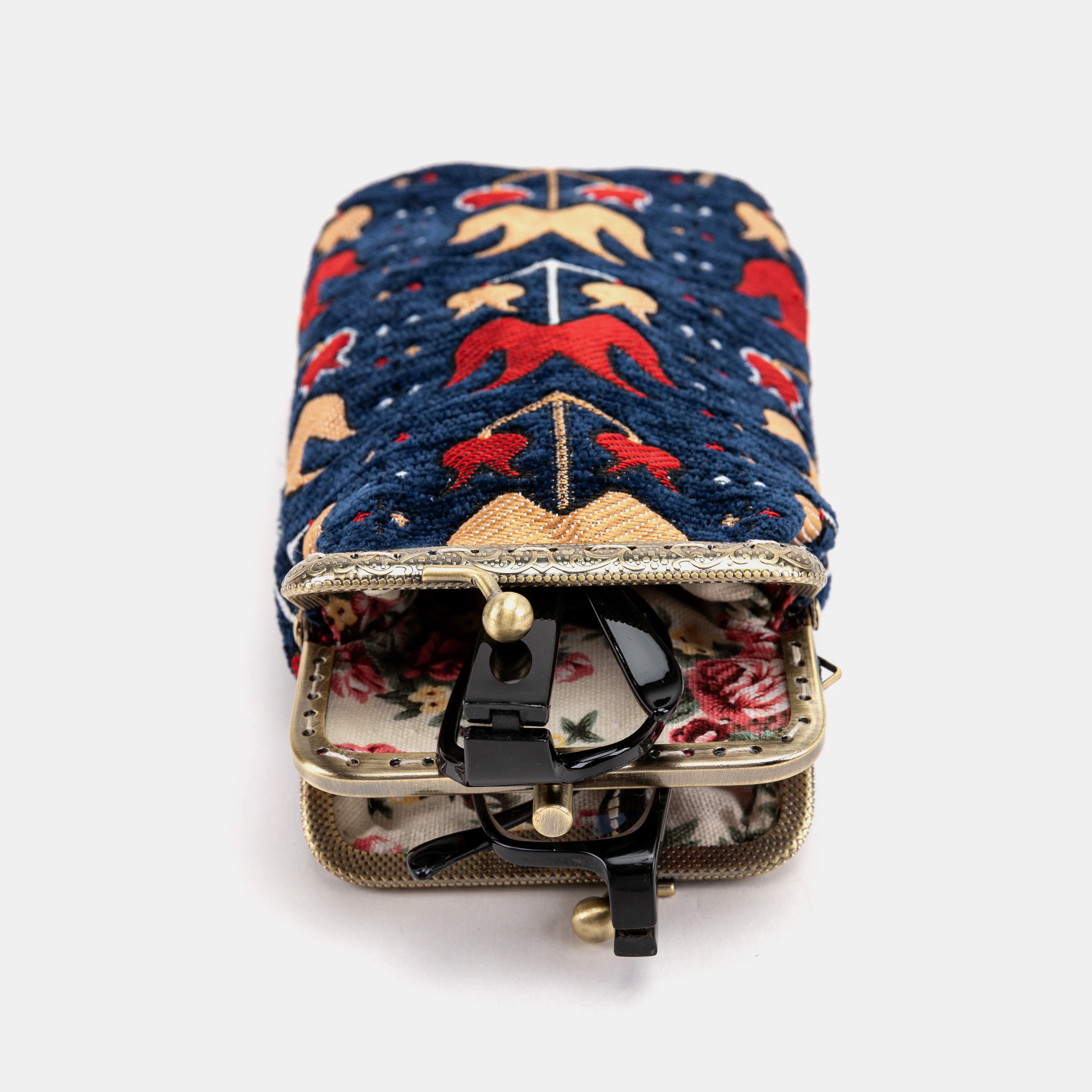 Poppy Bloom Carpet Eyeglasses Case - Image 6