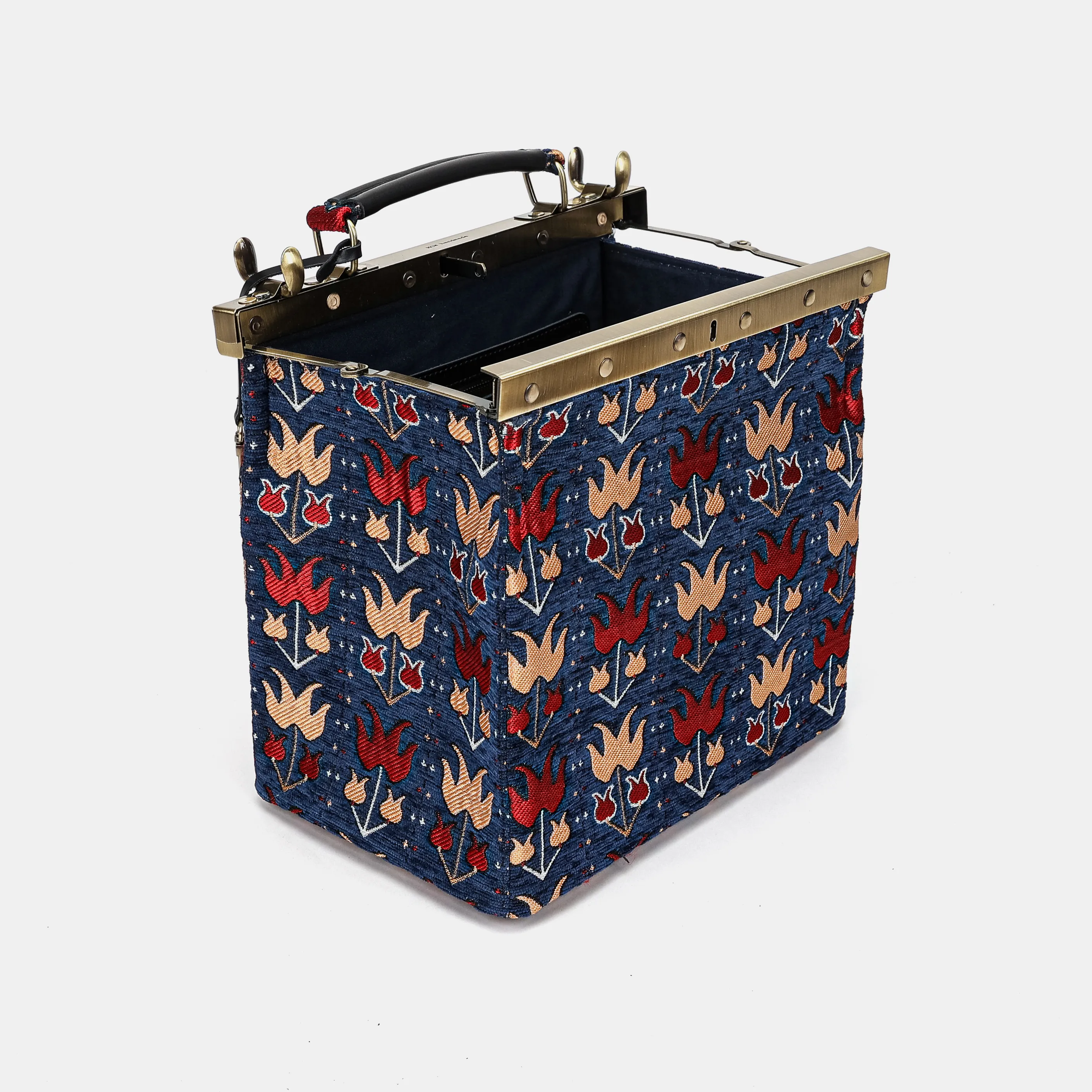 Poppy Bloom Cecile Carpet Purse Gladstone Bag - Image 9