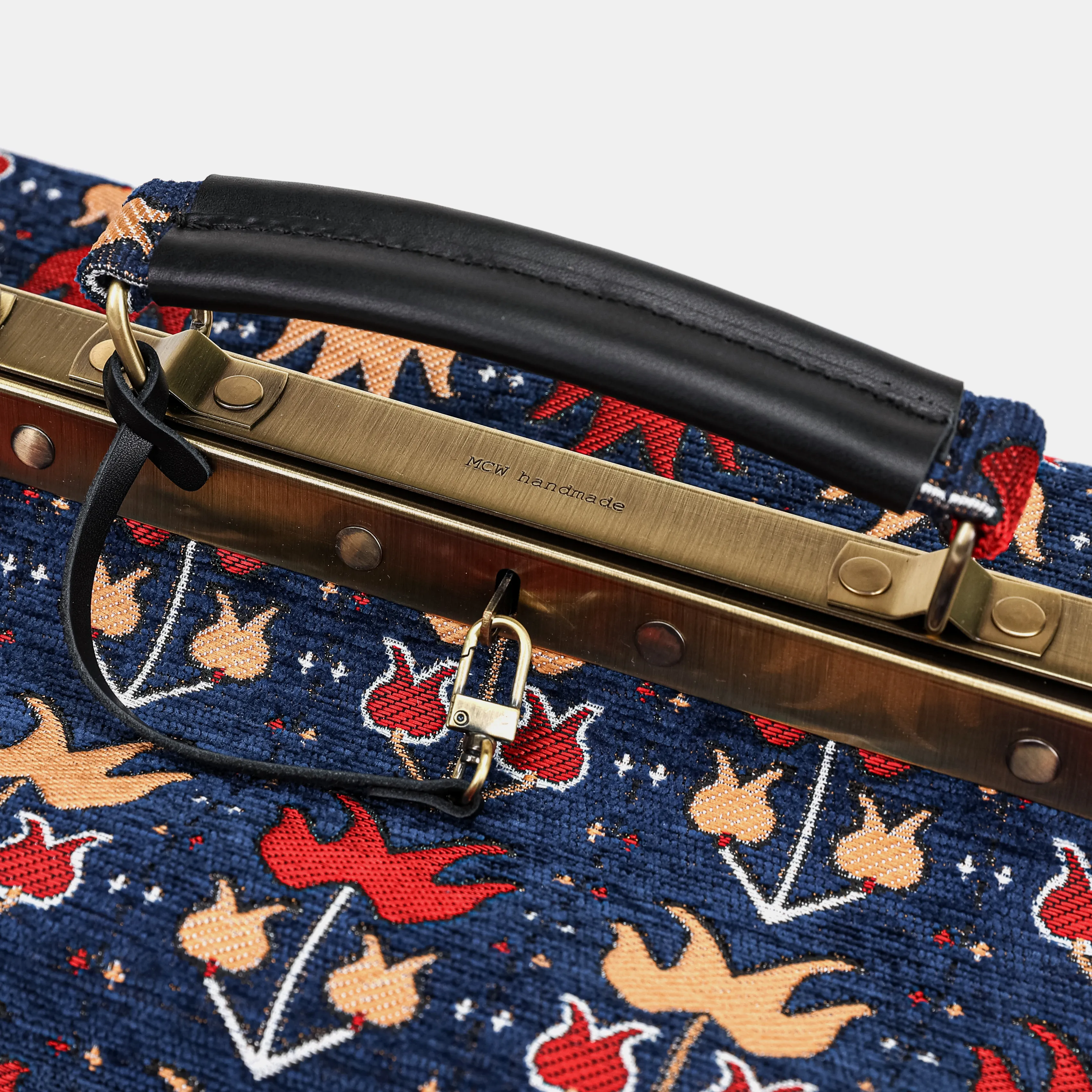 Poppy Bloom Genevieve Carpet Gladstone Bag - Image 5