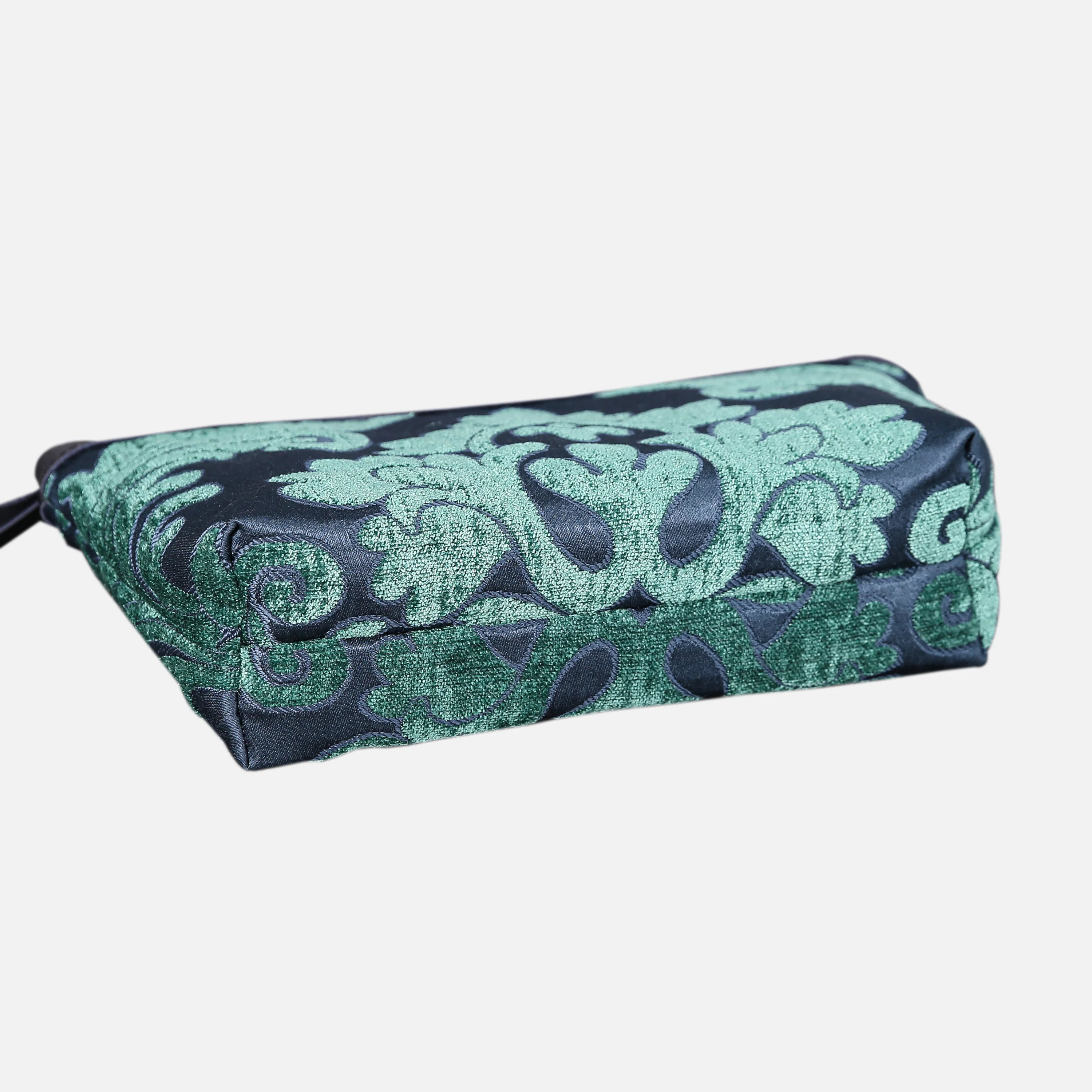 Queen Hunter Green Carpet Makeup Bag - Image 3