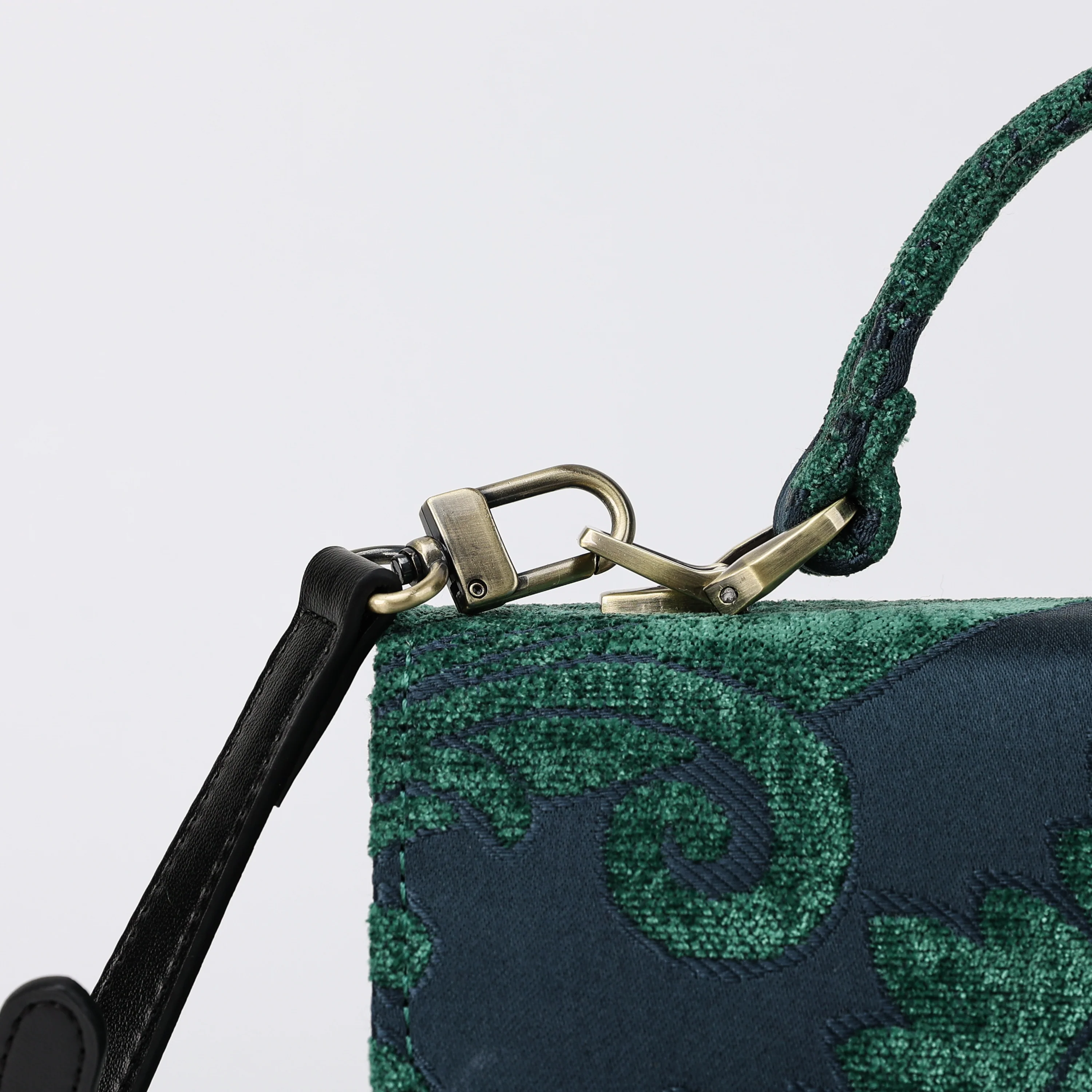 Queen Hunter Green Flap Satchel - Image 8