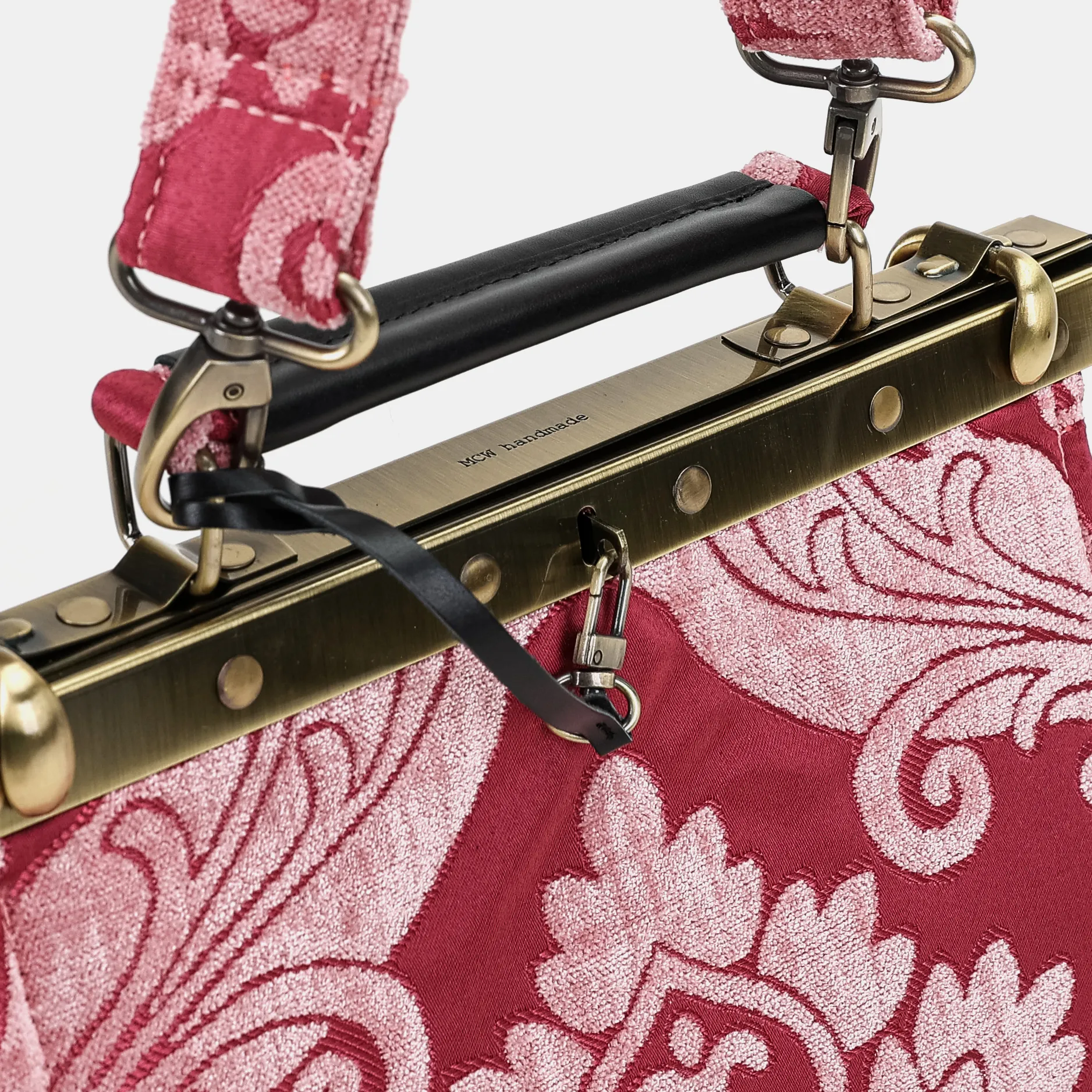 Queen Rose Pink Cecile Carpet Purse Gladstone Bag - Image 6