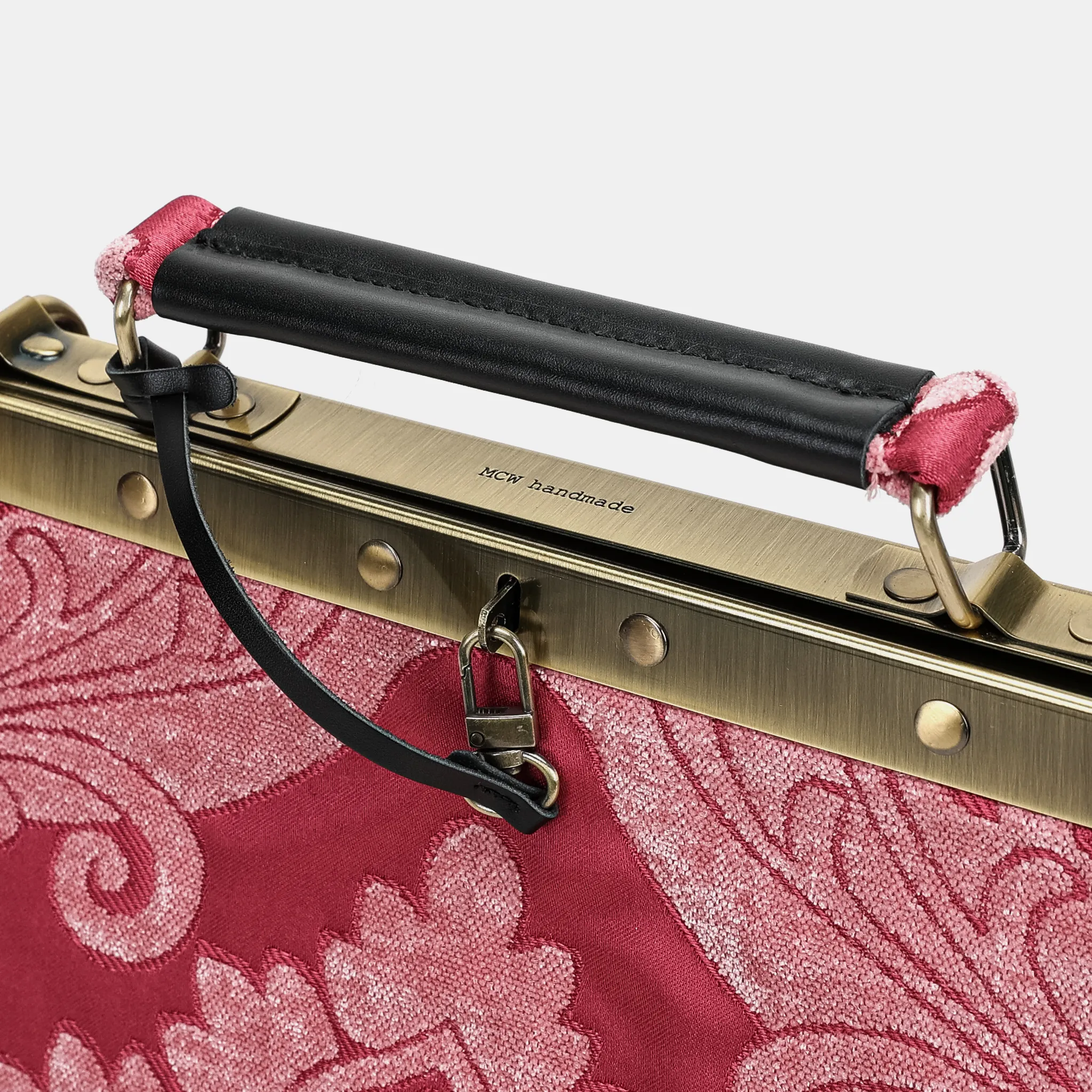 Queen Rose Pink Cecile Carpet Purse Gladstone Bag - Image 7