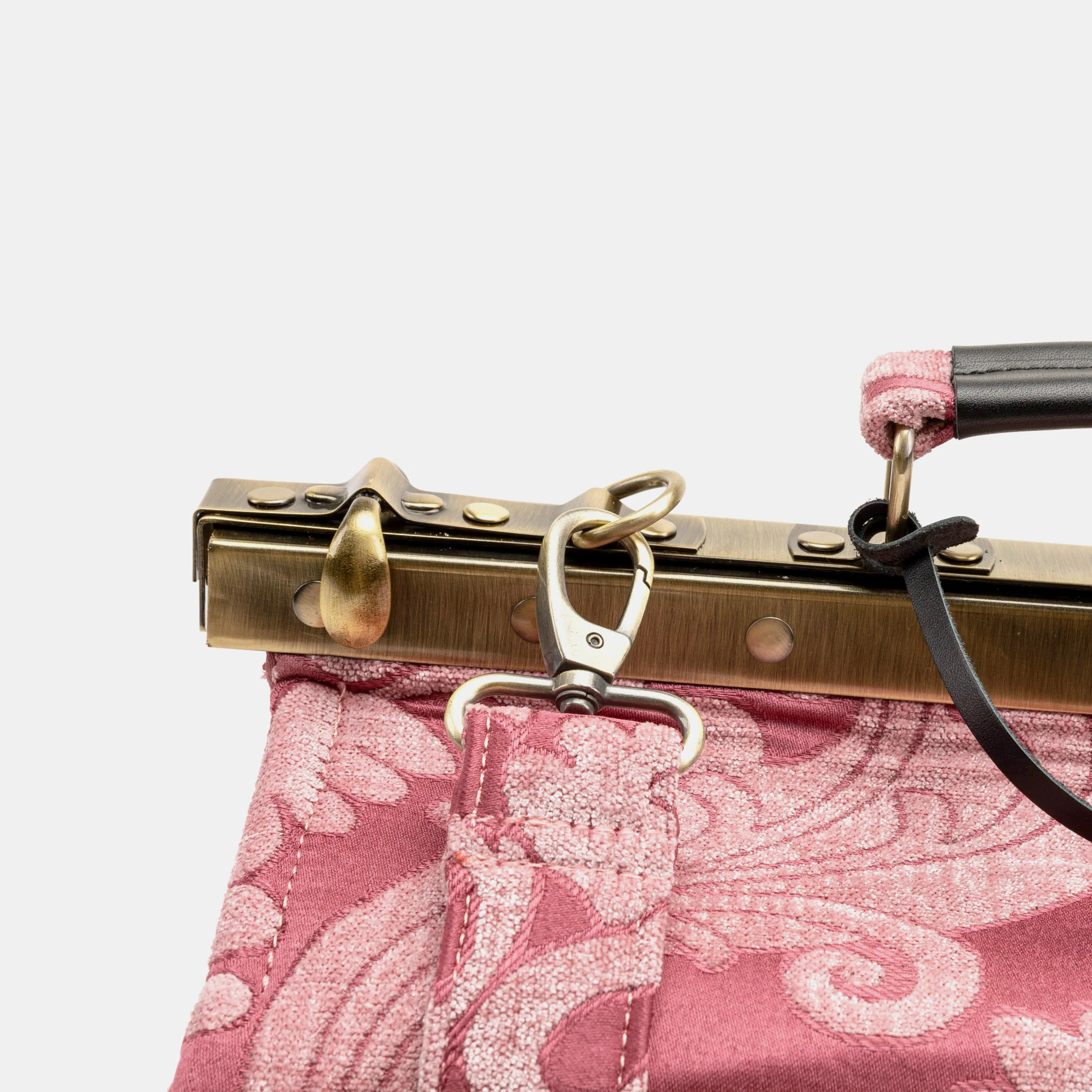Queen Rose Pink Genevieve Carpet Gladstone Bag - Image 6