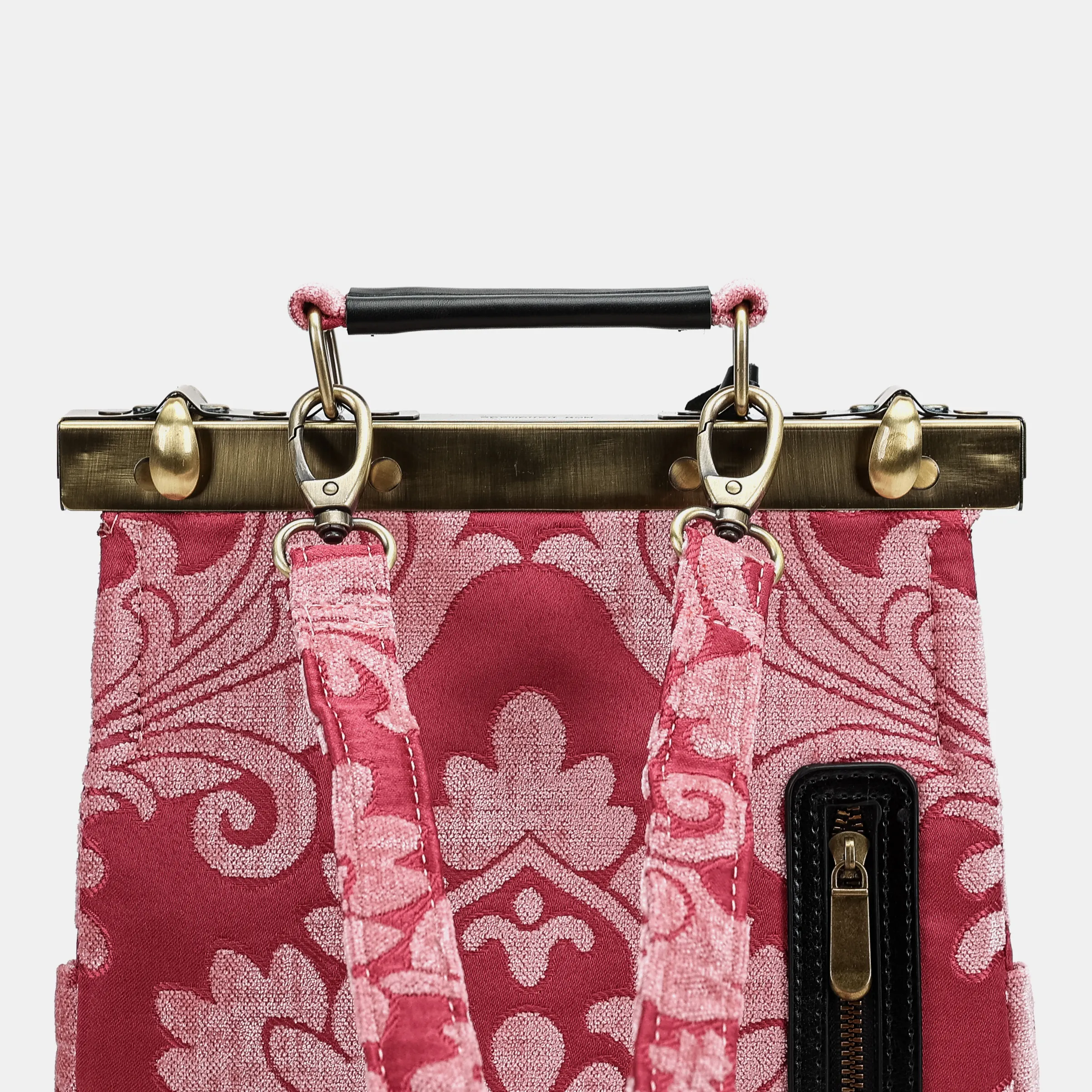 Queen Rose Pink Helena Carpet Backpack Gladstone Bag - Image 6