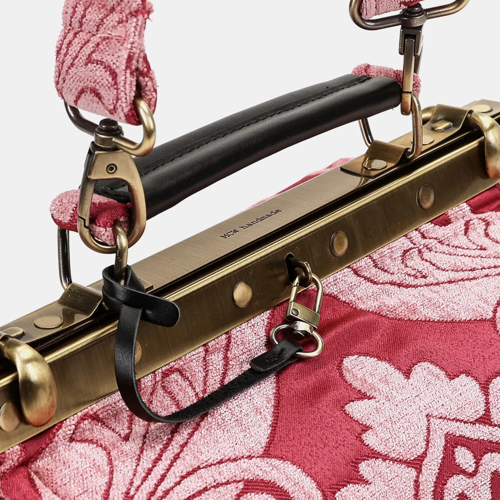 Queen Rose Pink Vivienne Carpet Purse Gladstone Bag - Image 6