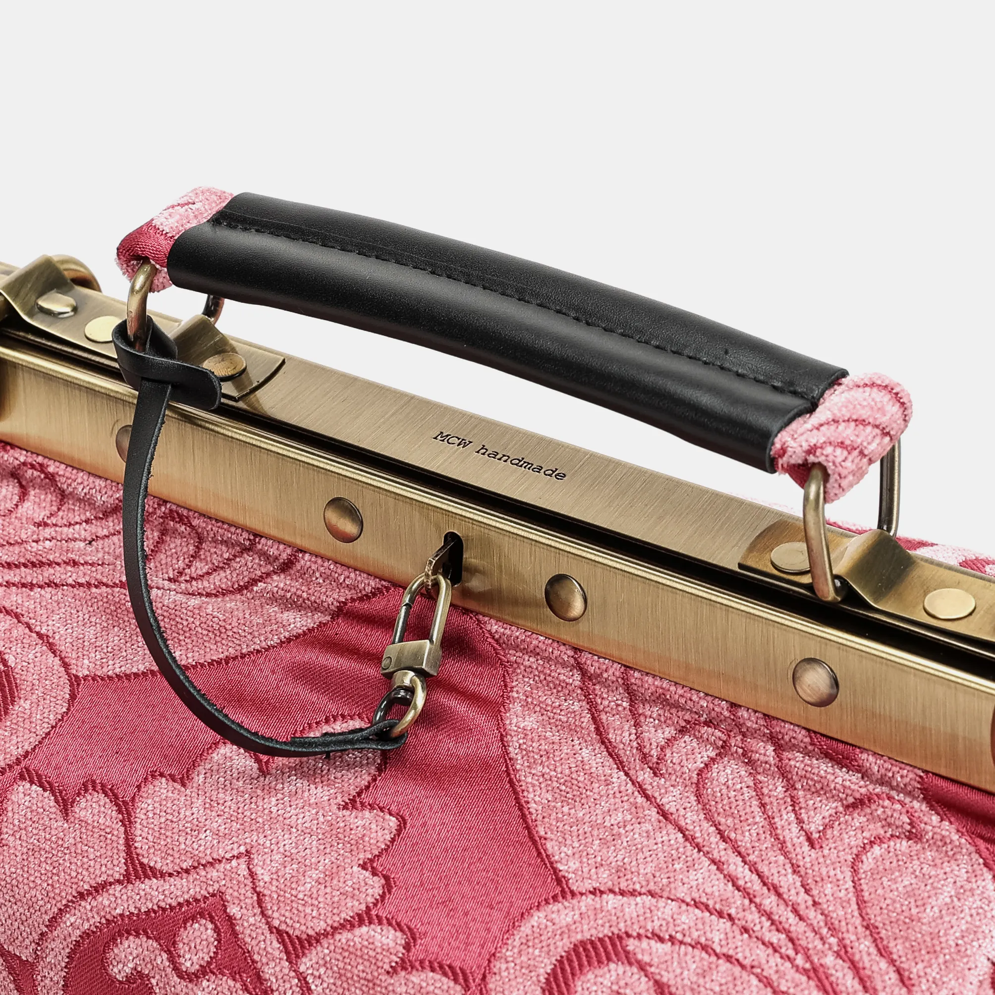 Queen Rose Pink Vivienne Carpet Purse Gladstone Bag - Image 7