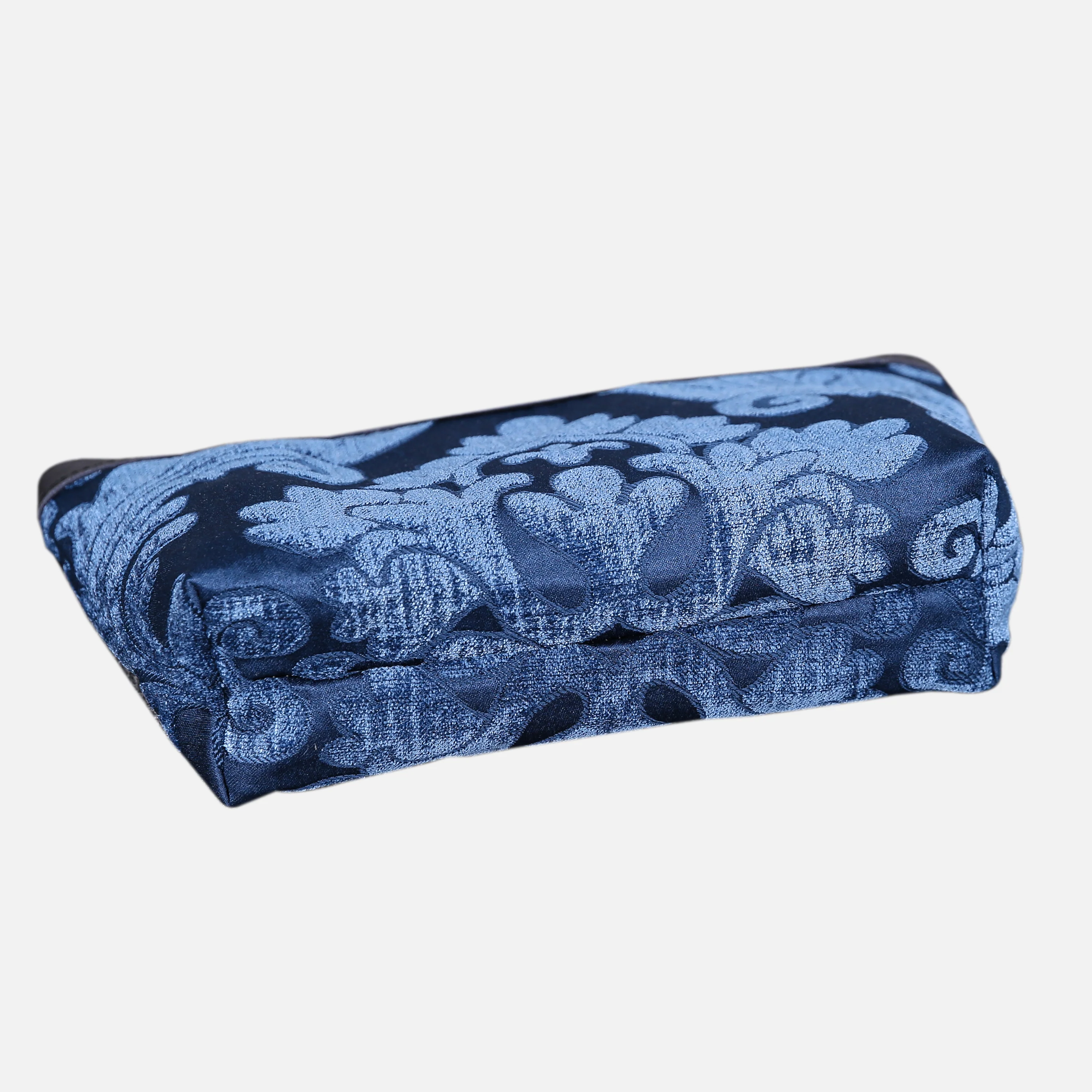 Queen Royal Blue Carpet Makeup Bag - Image 4