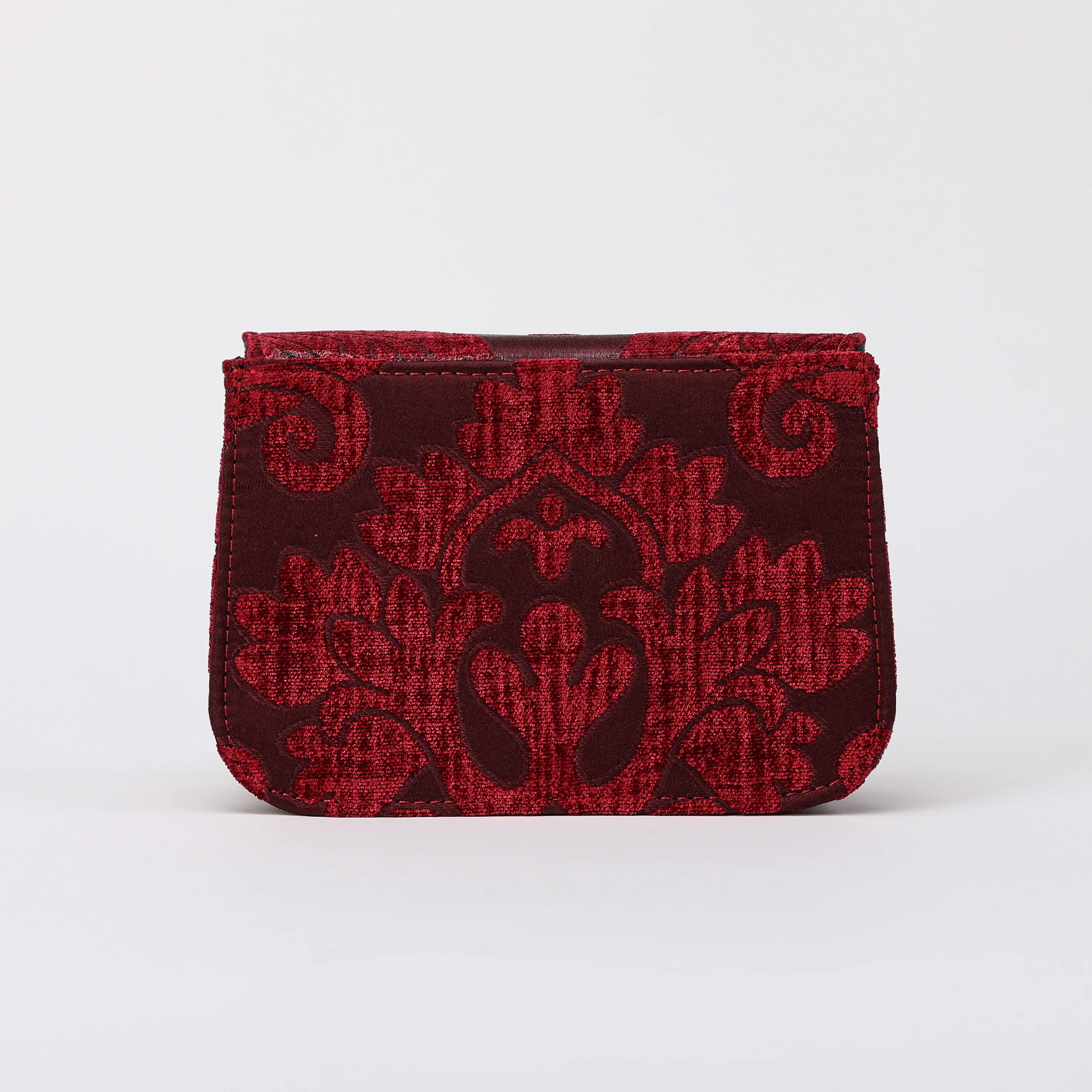 Queen Wine Flap Crossbody Bag - Image 6