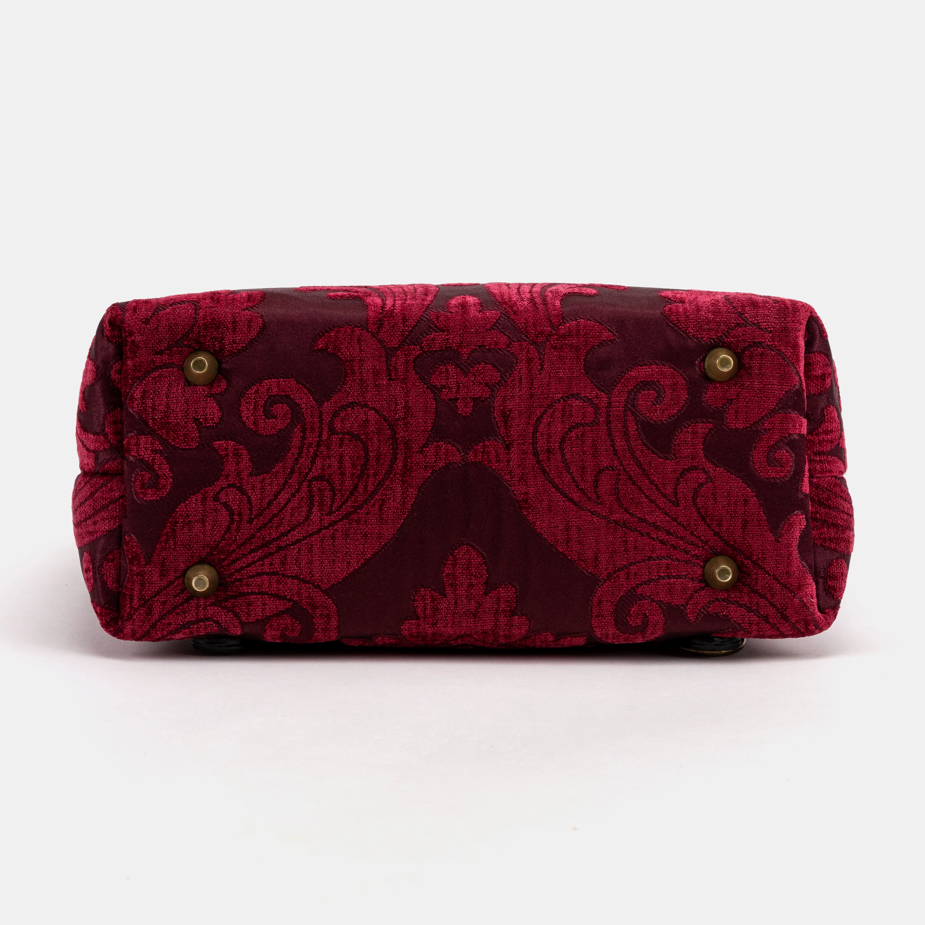 Queen Wine Carpet Laptop Backpack - Image 7